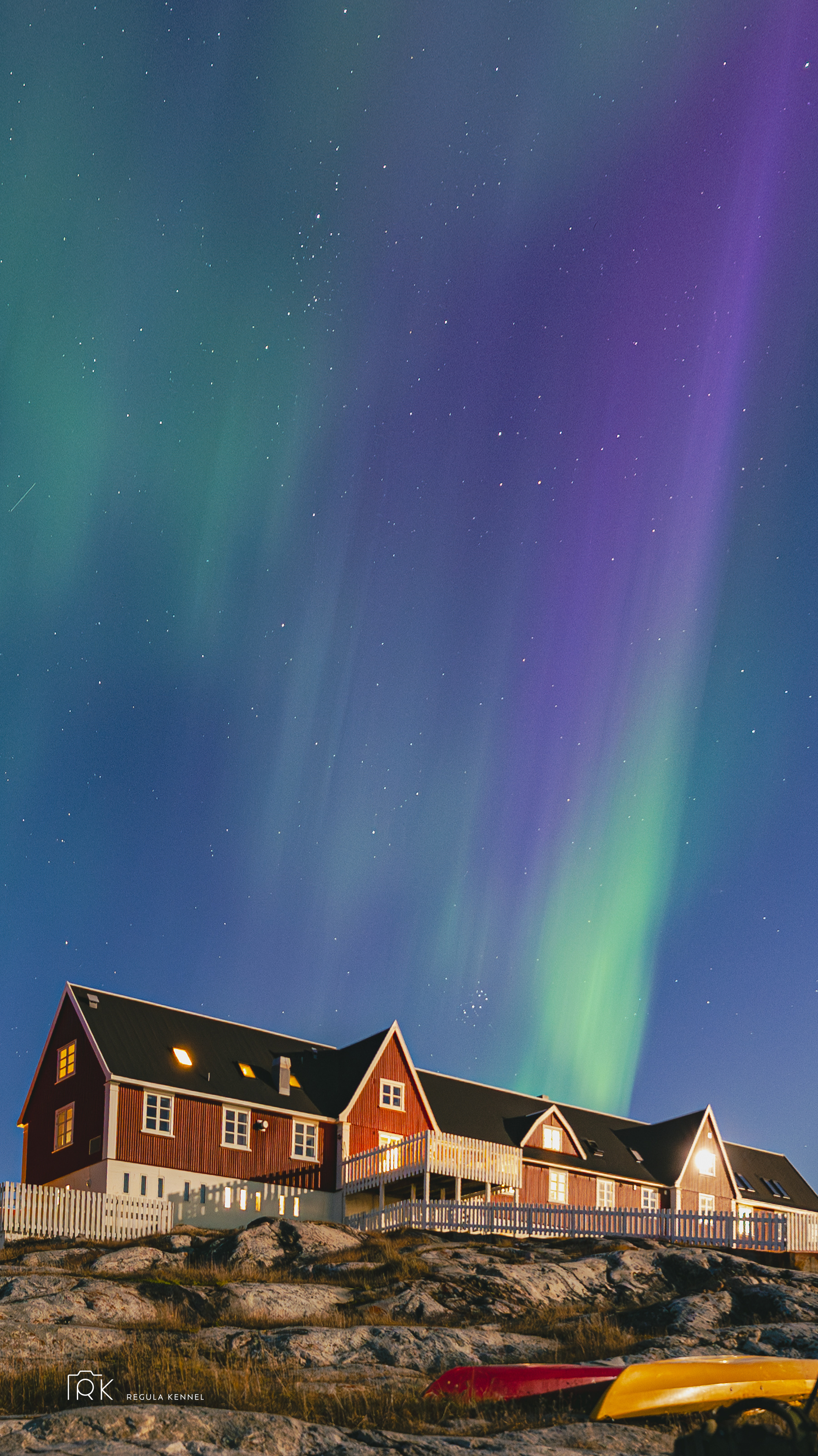 Über dem Krnakenhaus von Ilulissat