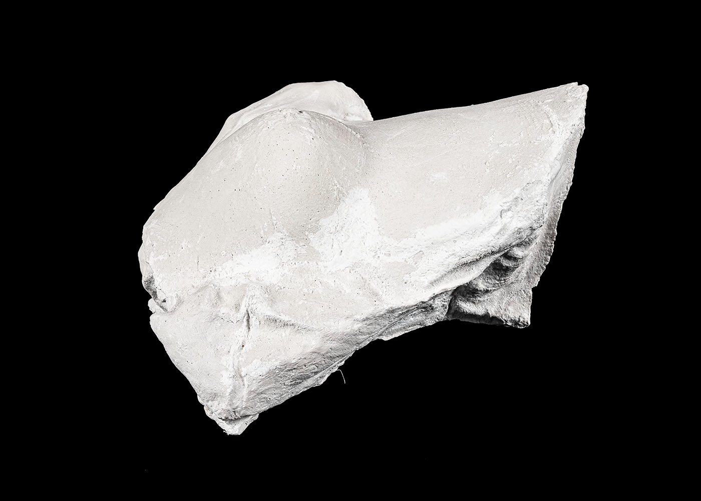 Rock Formation #09 (2019), plaster, 30 x 16 x 32 cm