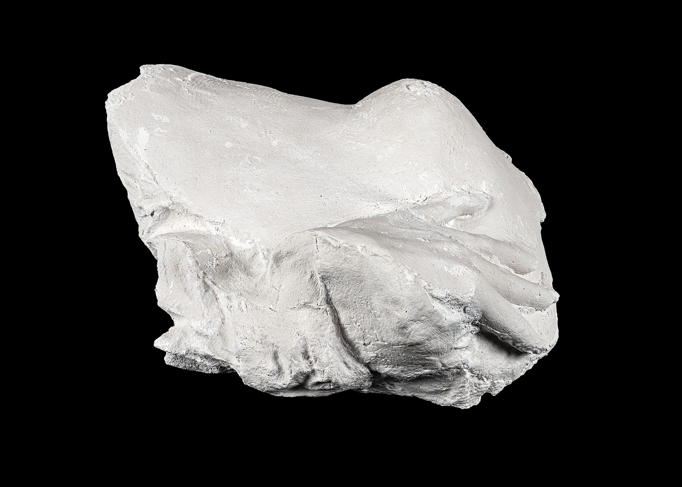 Rock Formation #09 (2019), plaster, 30 x 16 x 32 cm
