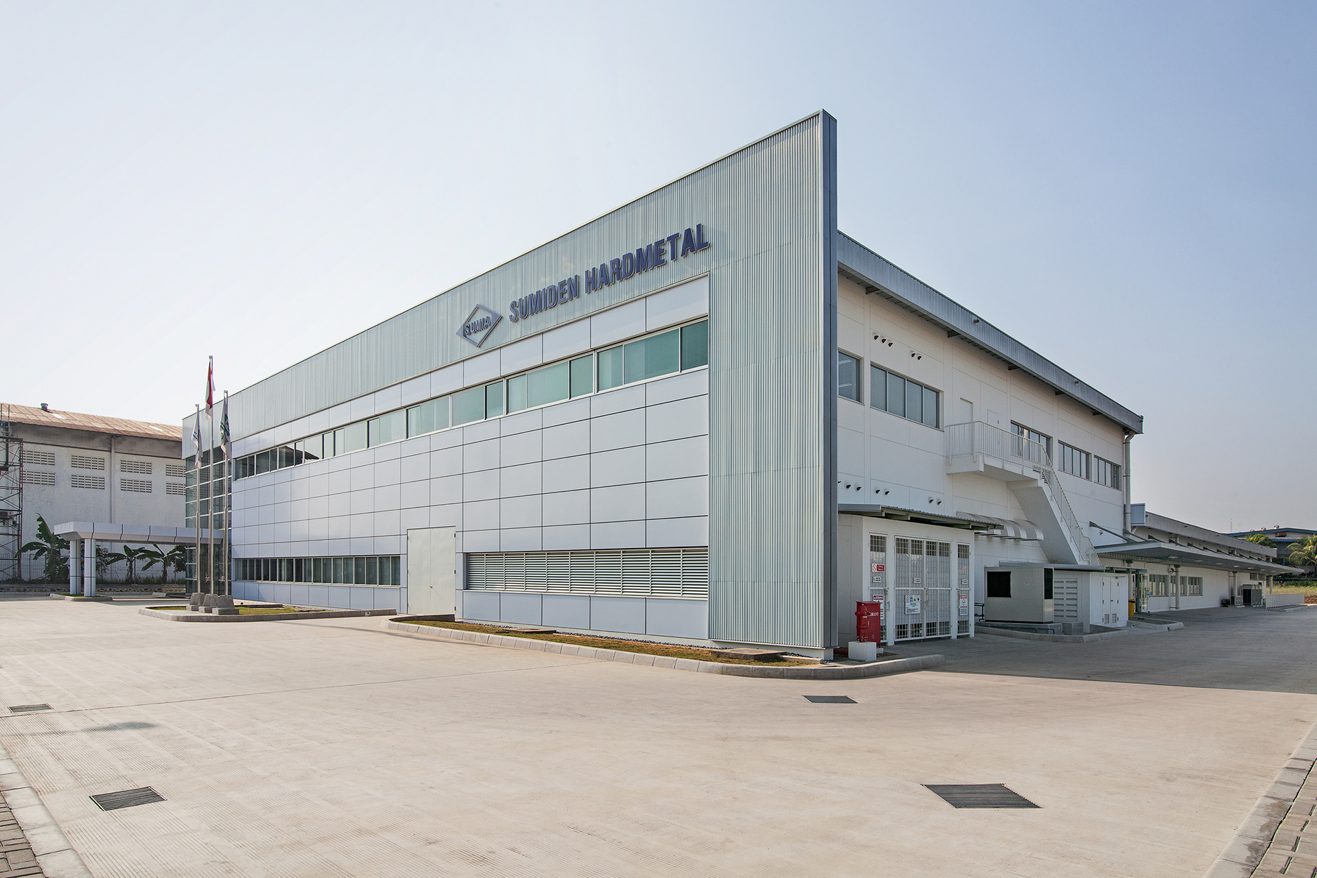 Sumitomo