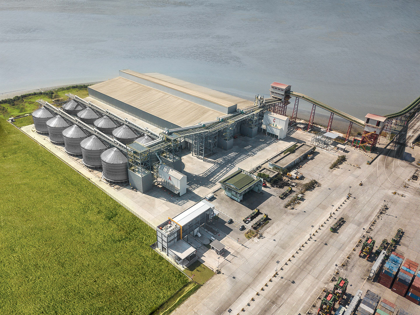 Nusa Prima Logistics 