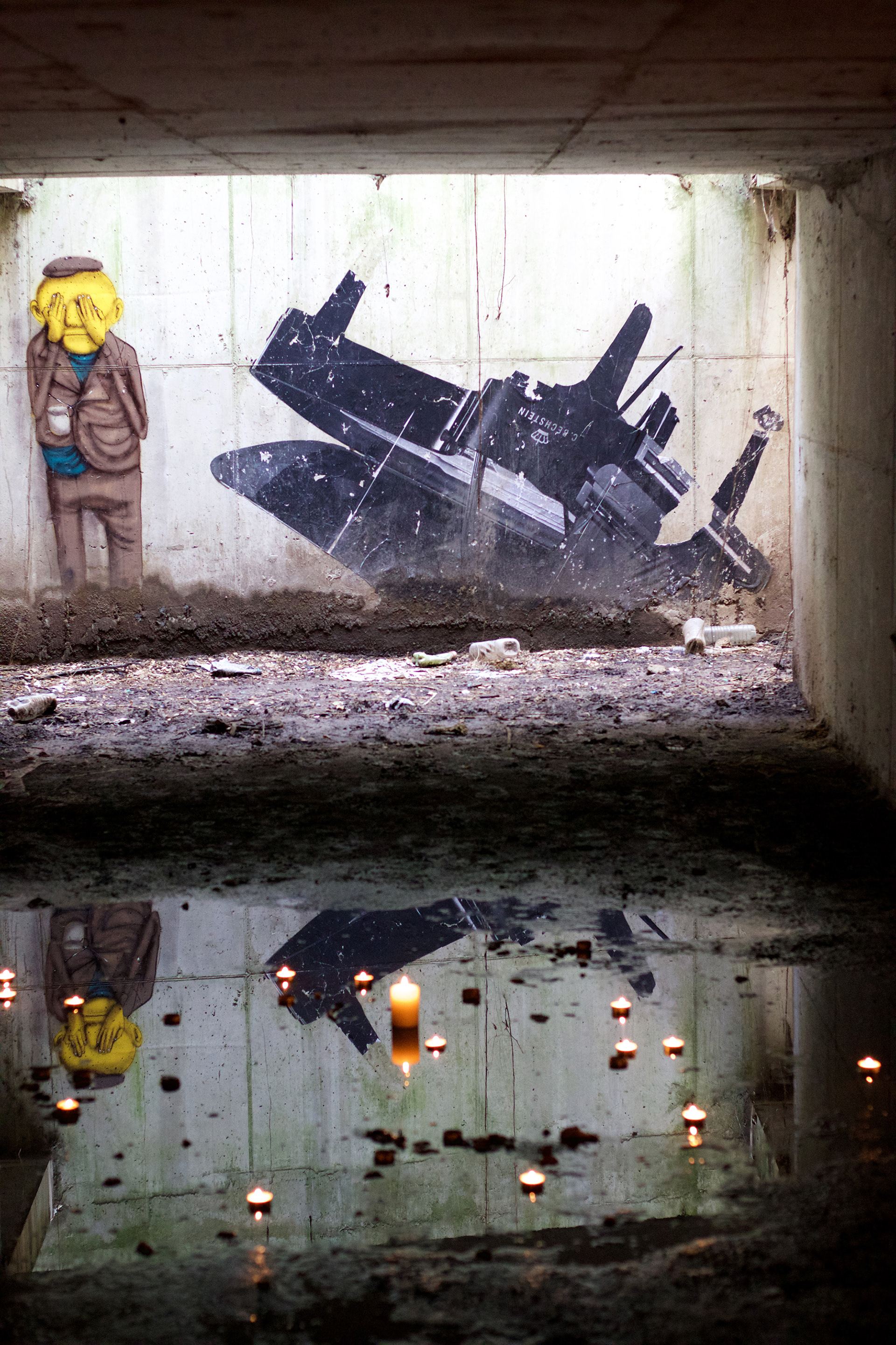 Os Gemeos x JR