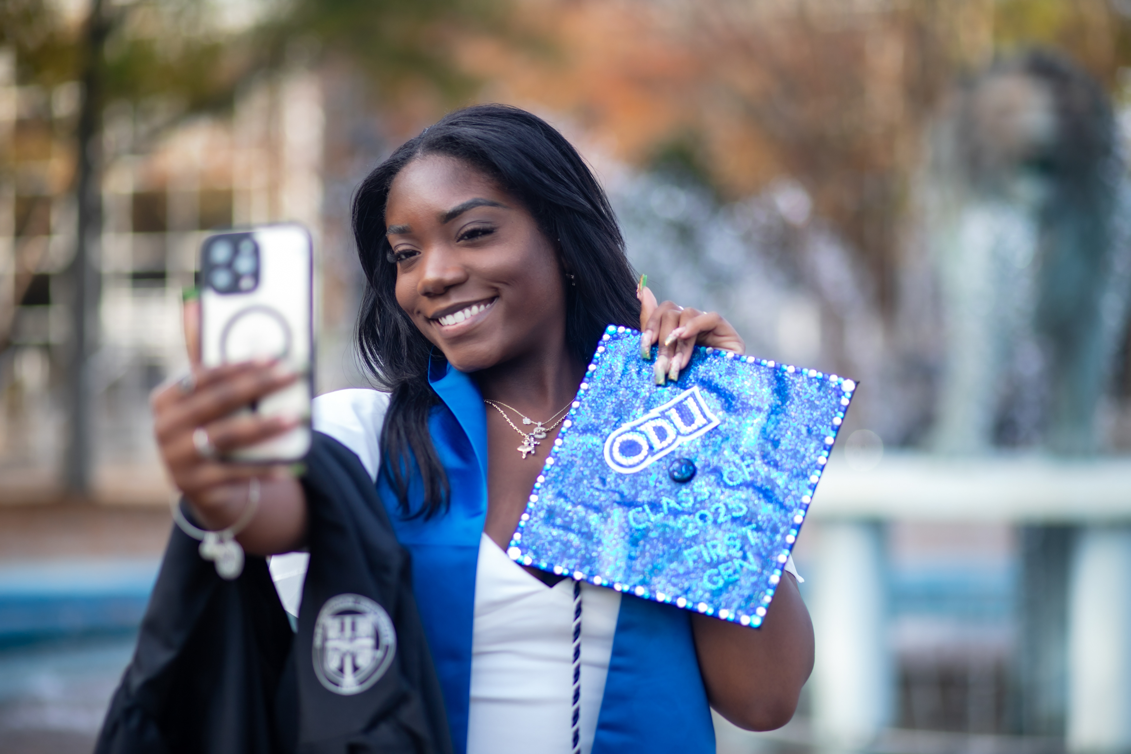 Senior Photos Solange ODU '25