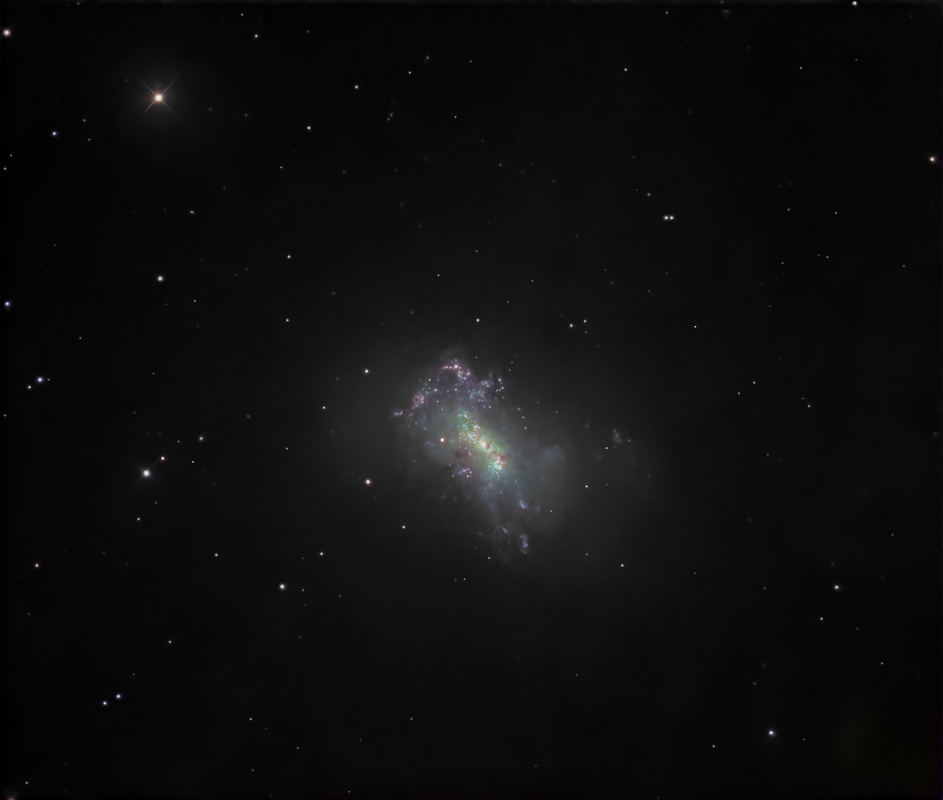 NGC 4449 GALAXIA IRREGULAR DE CANIS VENATICI pag 215
