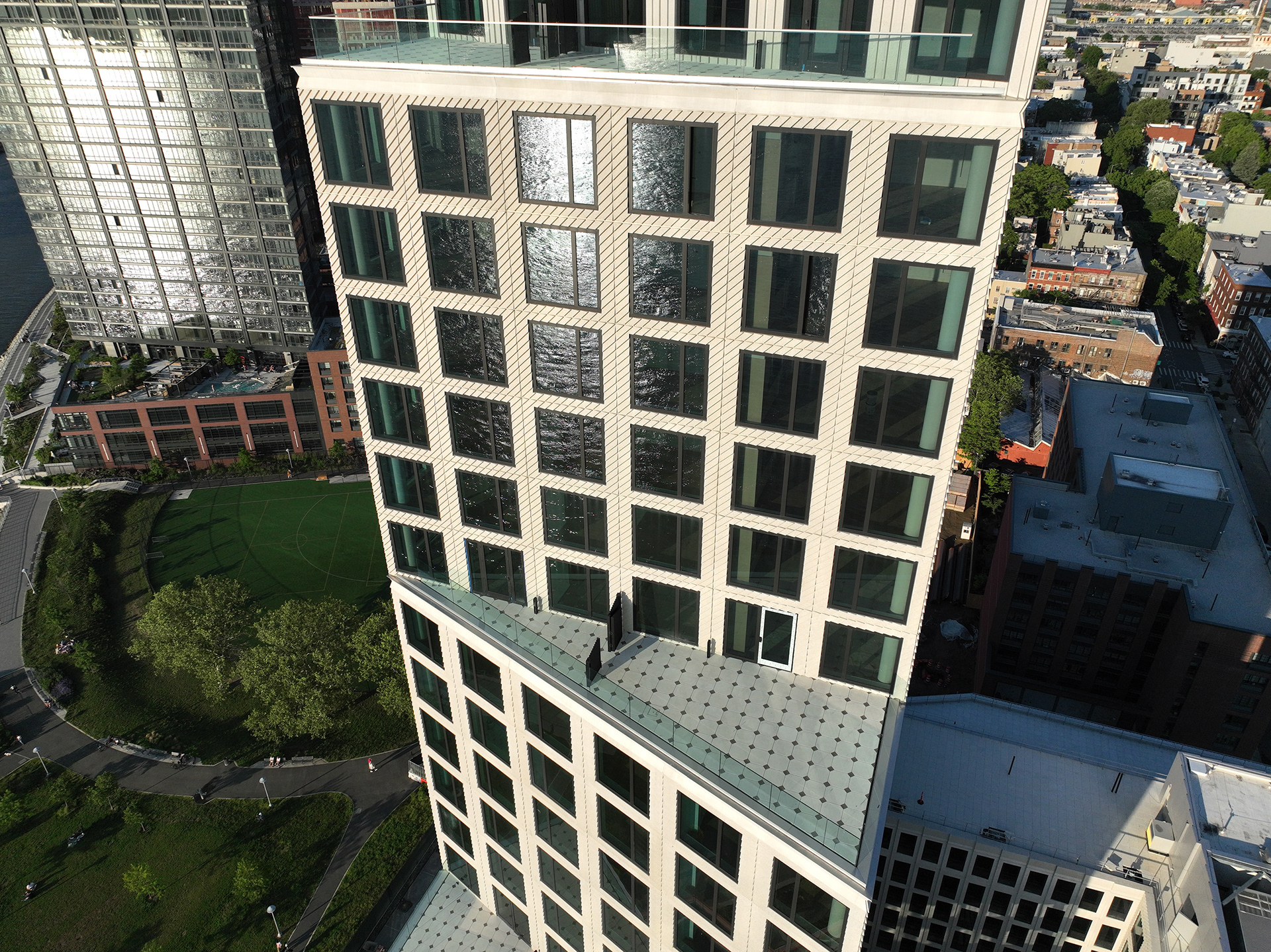 Copyright ©2022 Aerograph