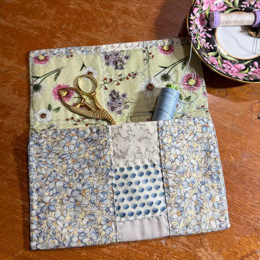 Quilted Sewing Pouch Open