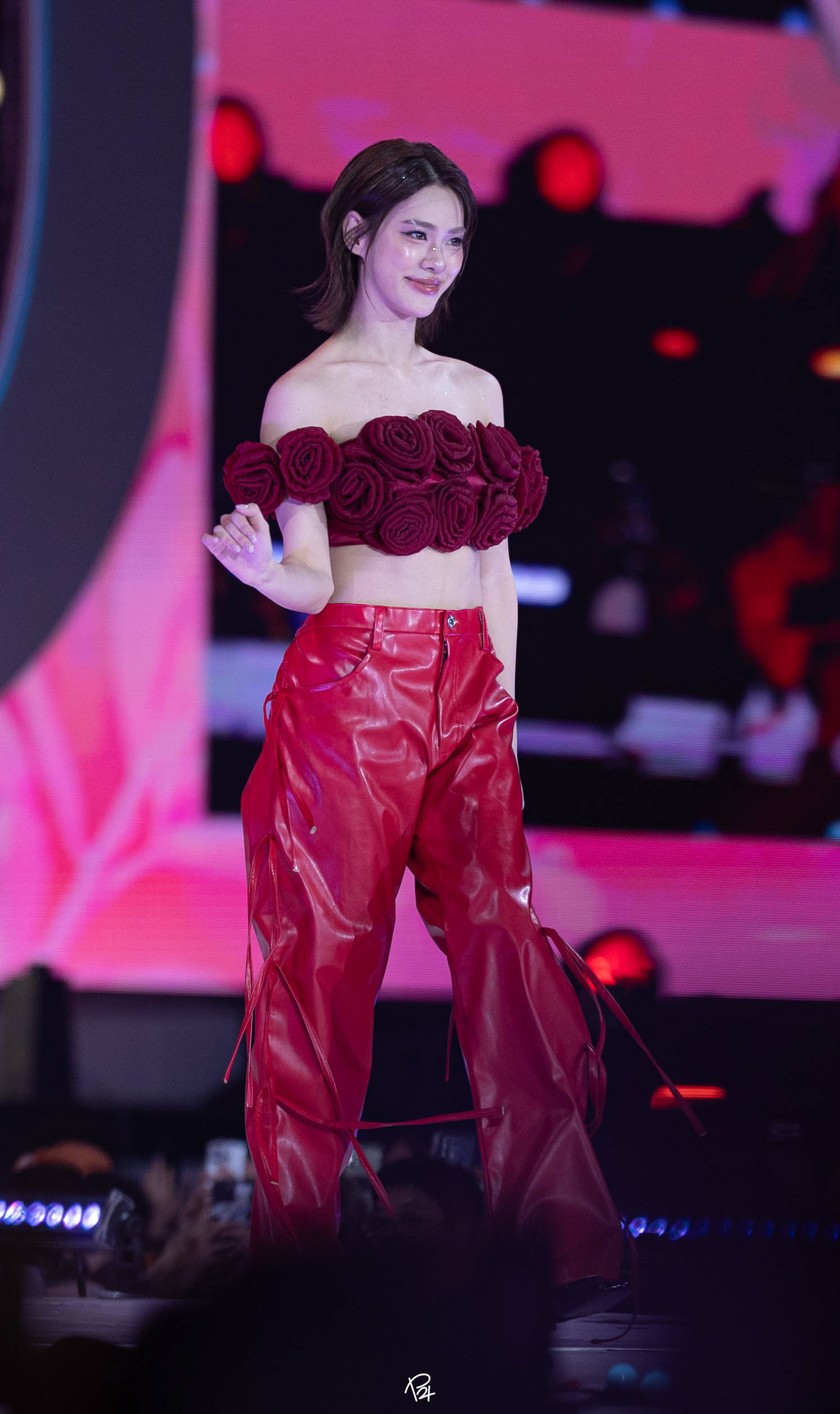 Blush Blossom Fan Fest