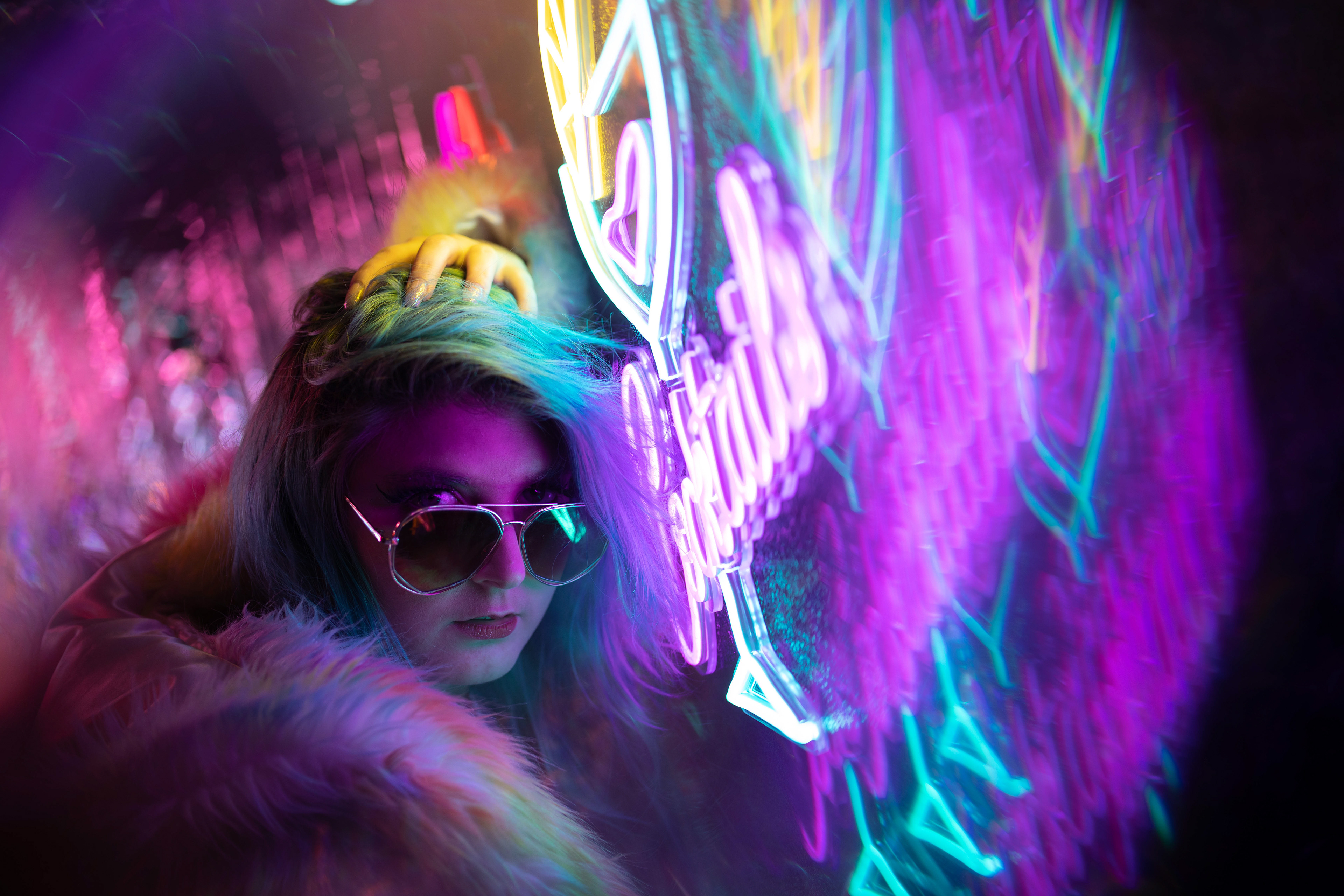 Neon Dream Beauty 4