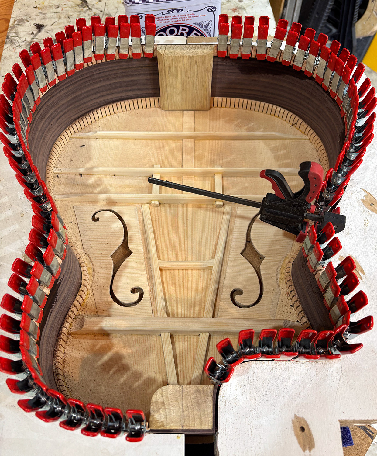 Gluing linings