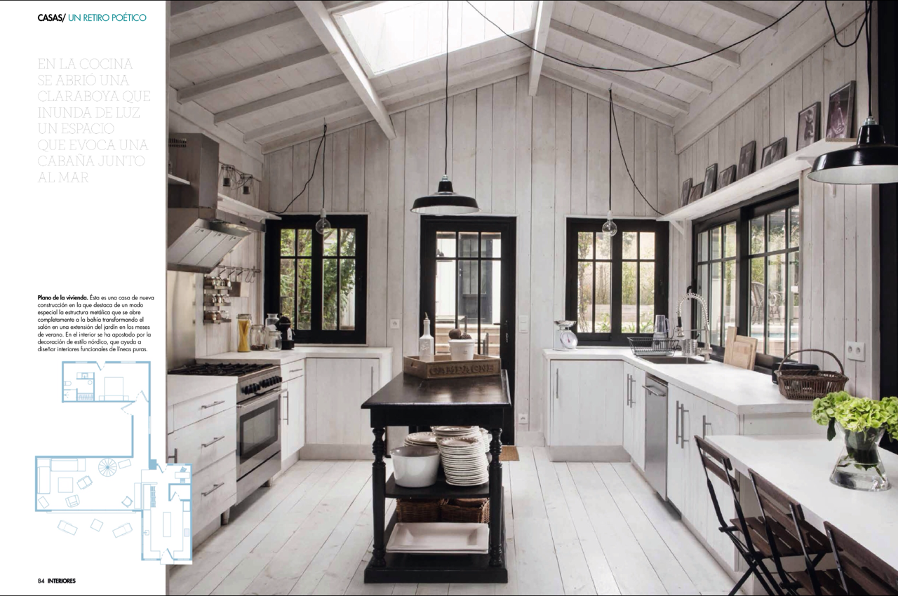 Interiores - April 2014