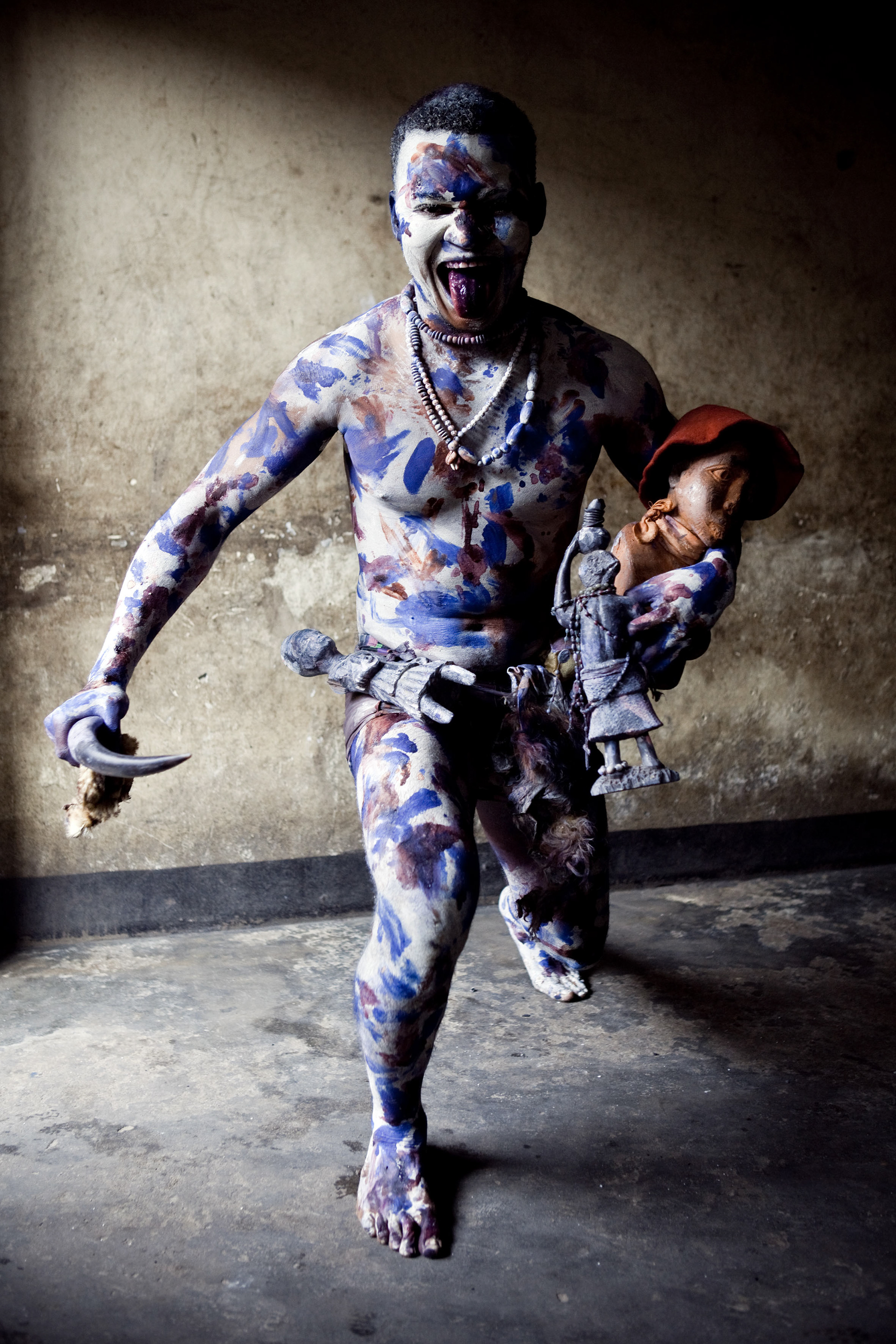The wrestler-fetisher "Six Colors".