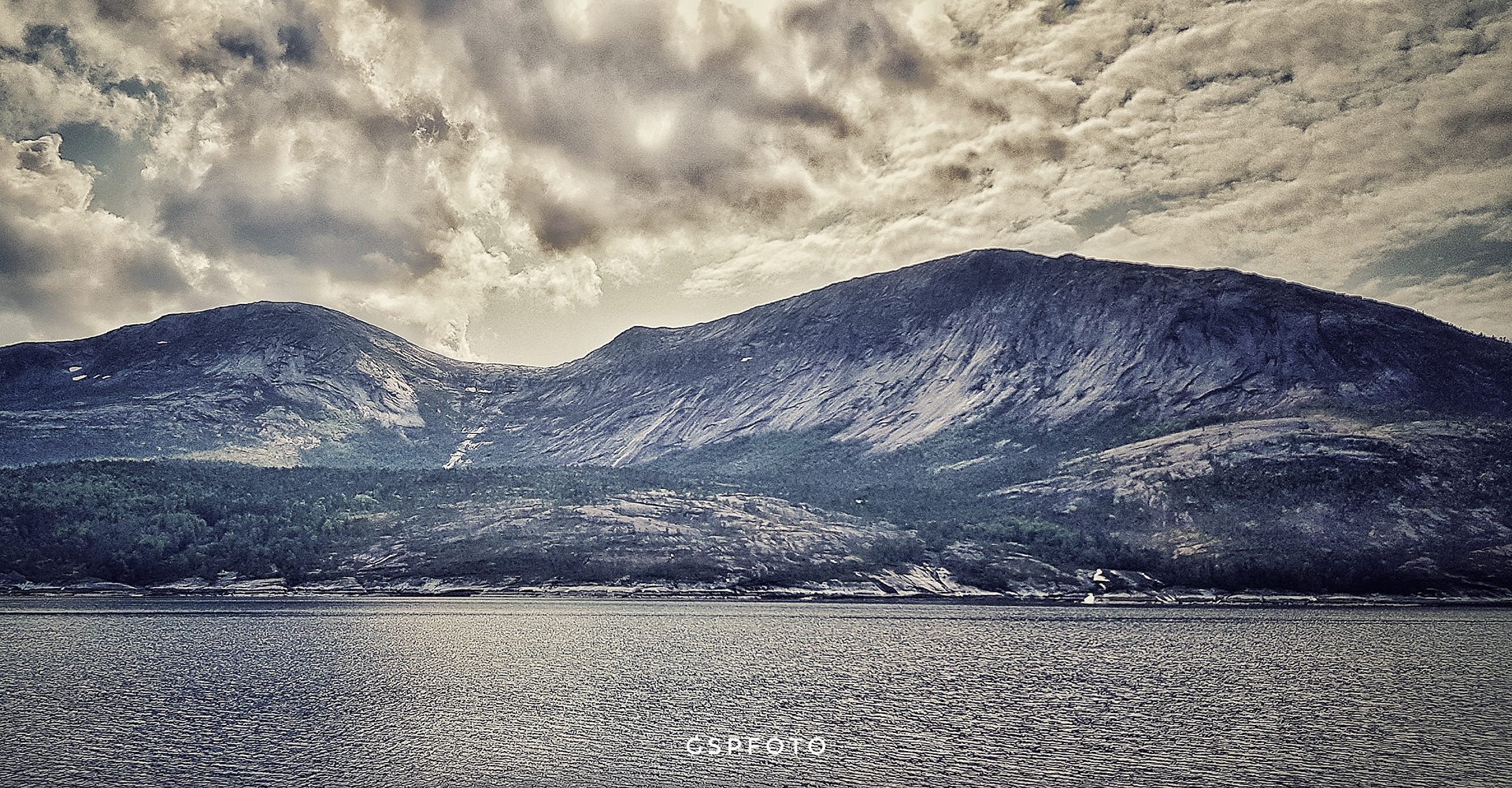 Ferges mot Kjøpsvik