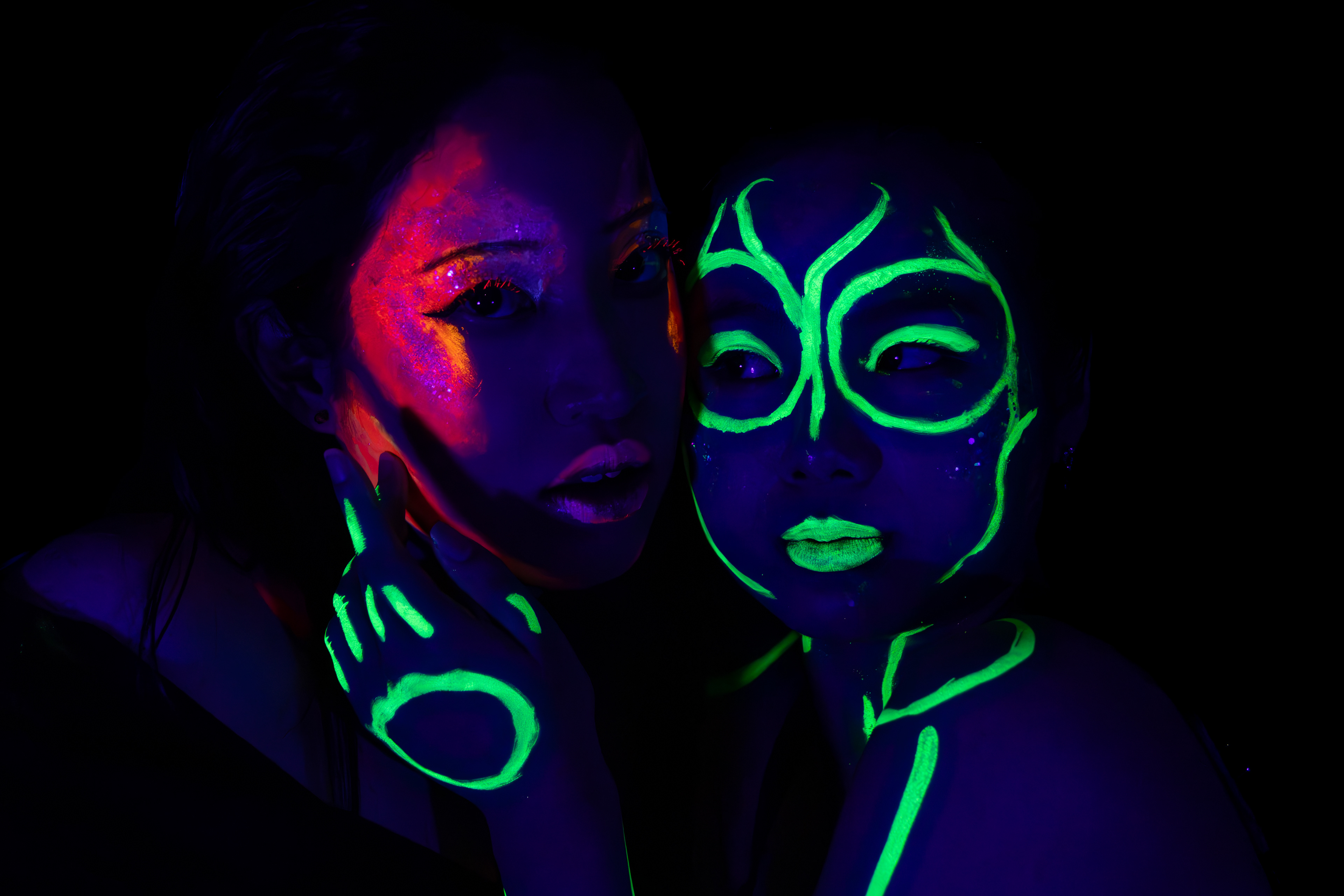"Neon Lights" FPS Winter 2025