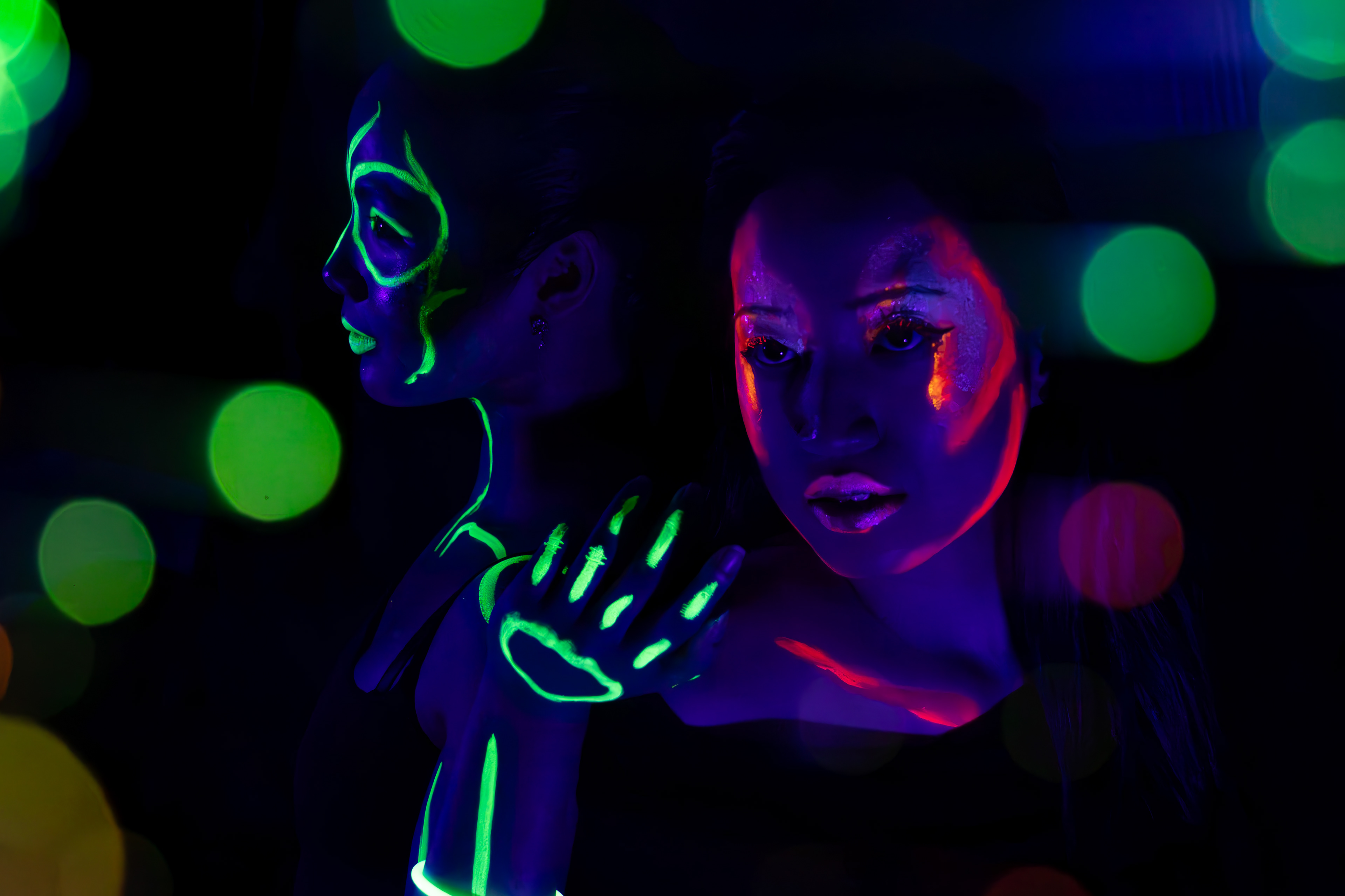 "Neon Lights" FPS Winter 2025