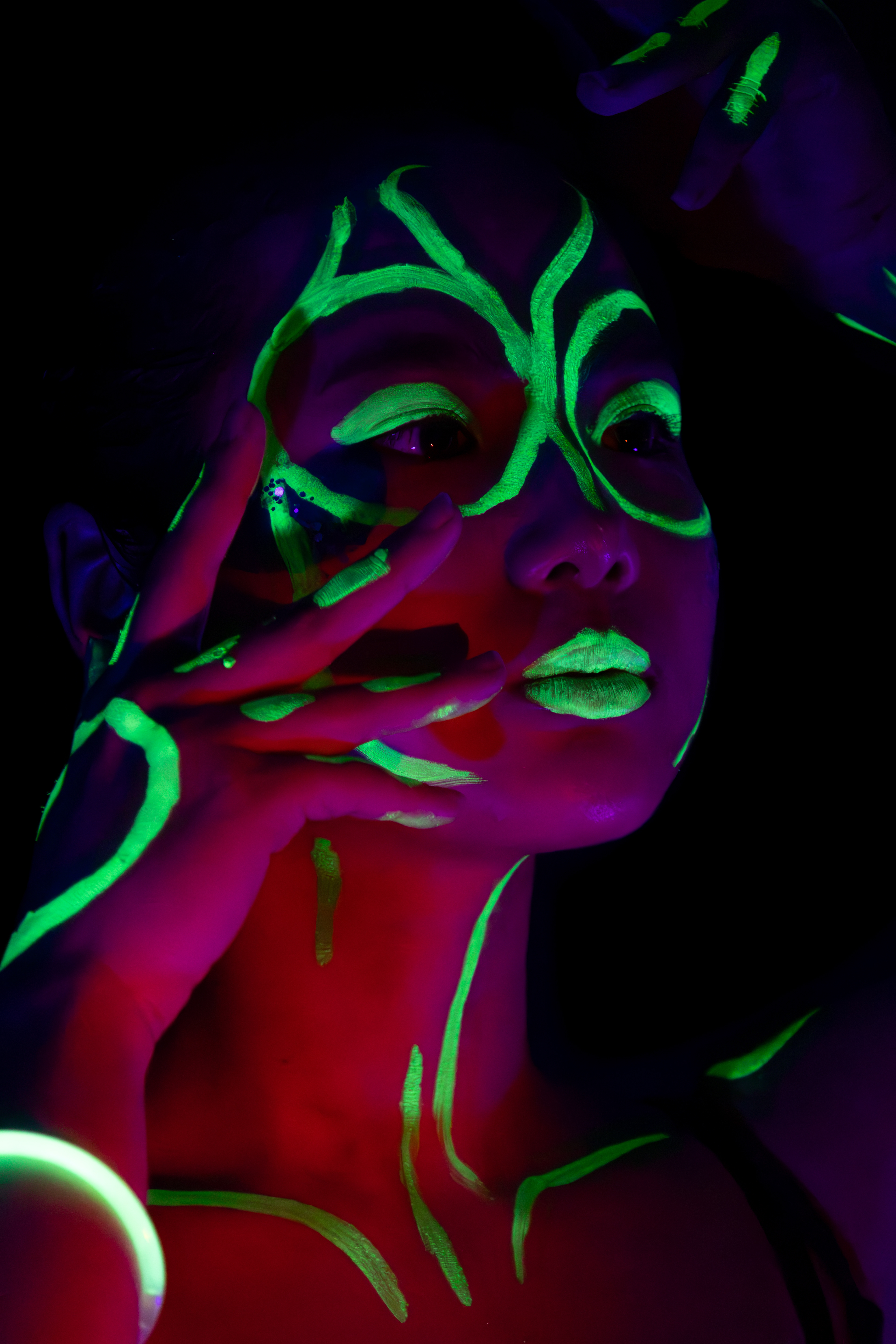 "Neon Lights" FPS Winter 2025