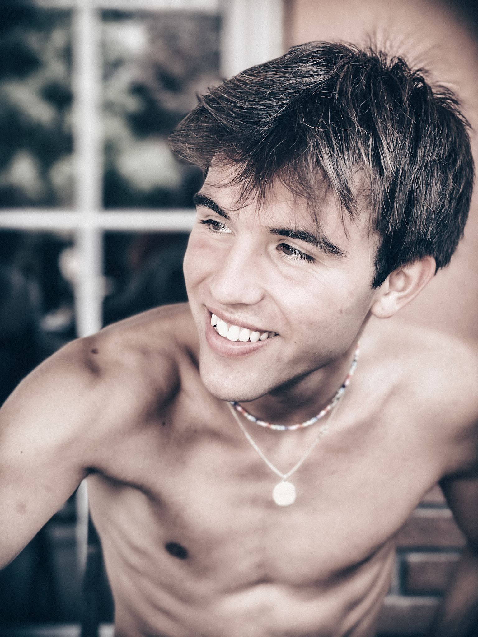 Aleix. iPhone Portraiture