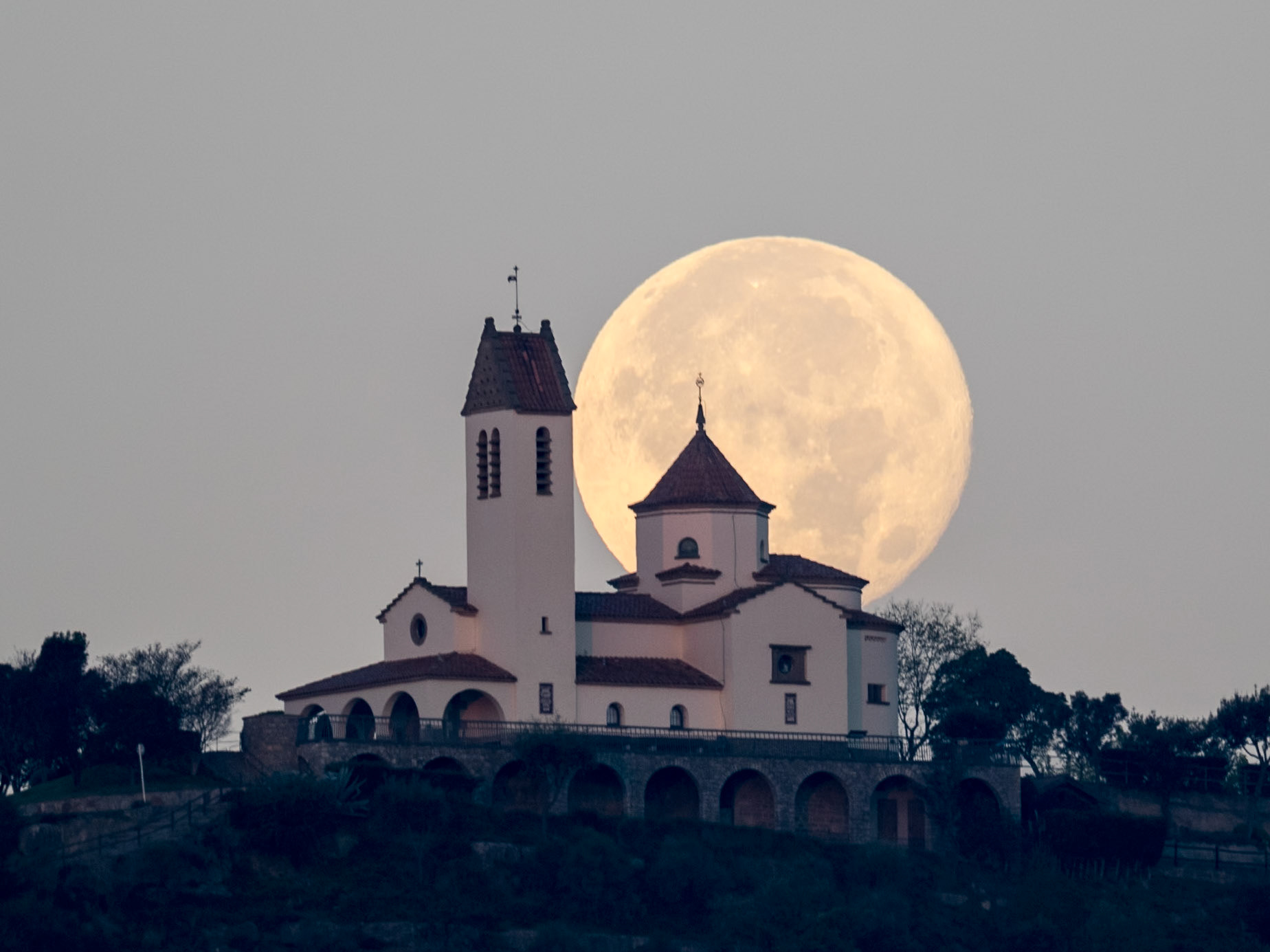 Lourdes, Prats de Lluçanès