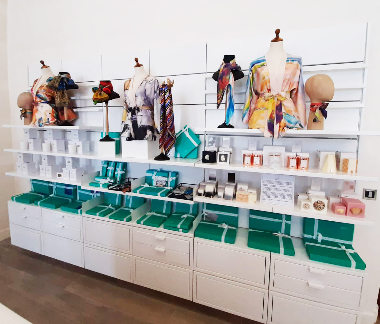 Qasr Al Watan Gift Shop