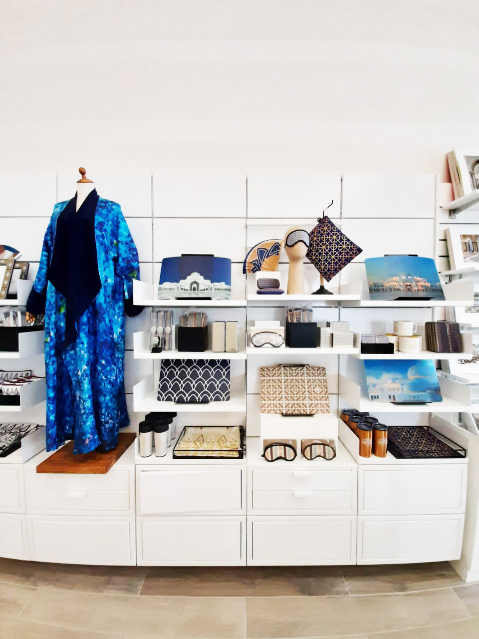 Qasr Al Watan Gift Shop