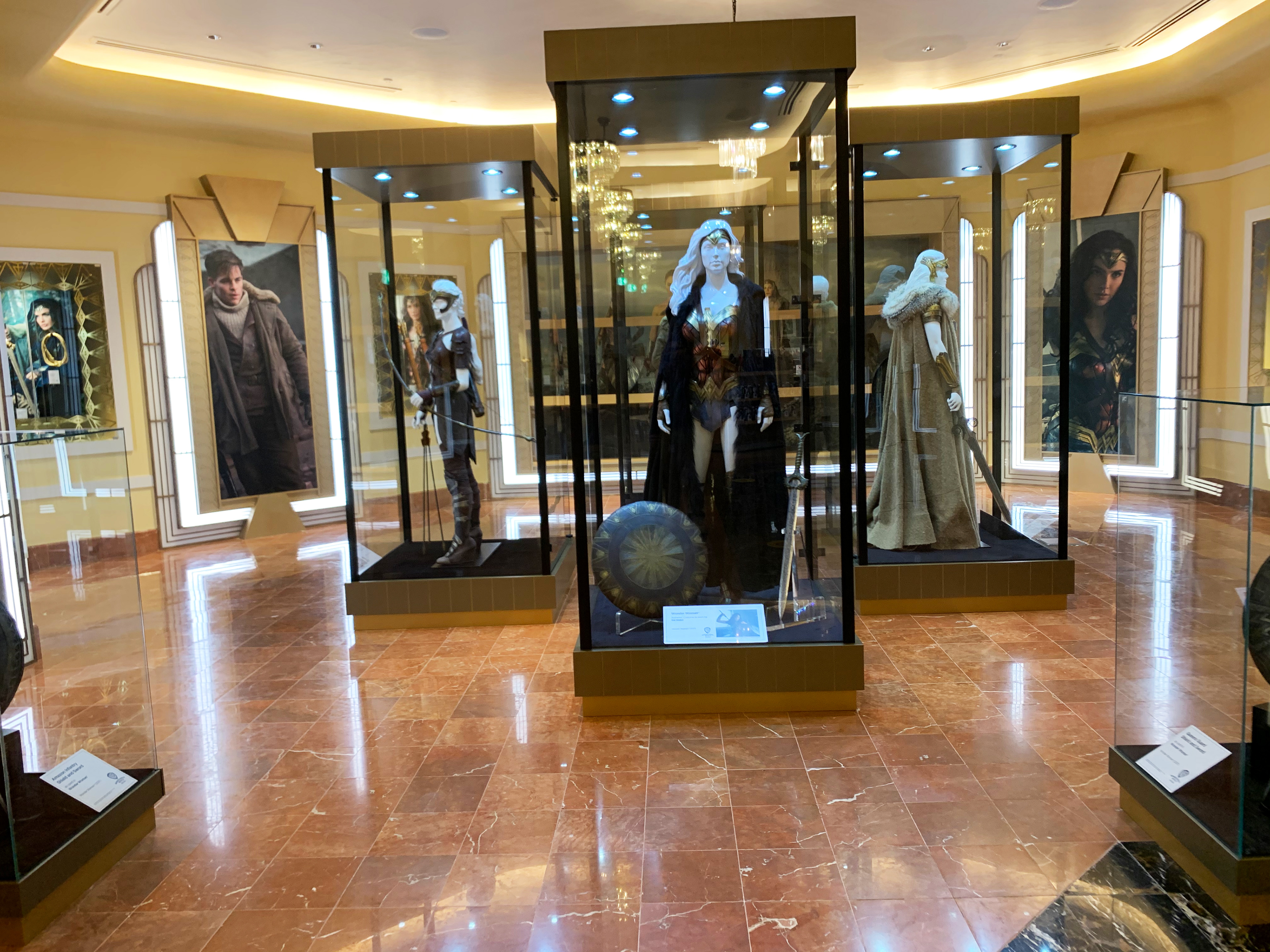 Treasures of Hollywood Present Wonder Woman - Exhibition
