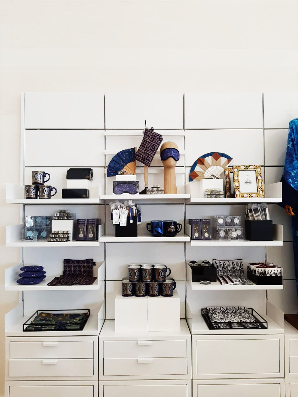 Qasr Al Watan Gift Shop