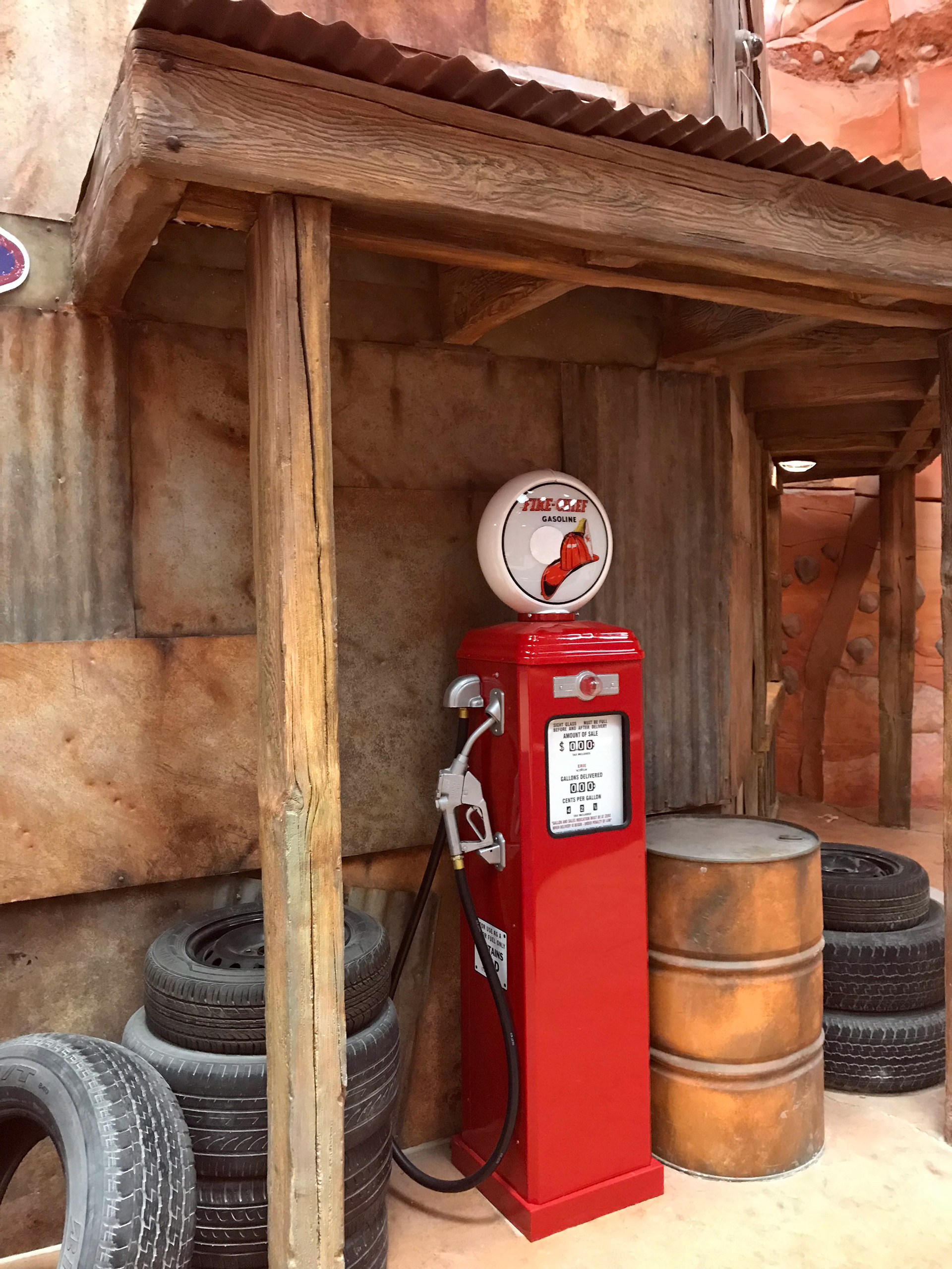 Yosemite Sam Rootin’ Tootin’ Gas