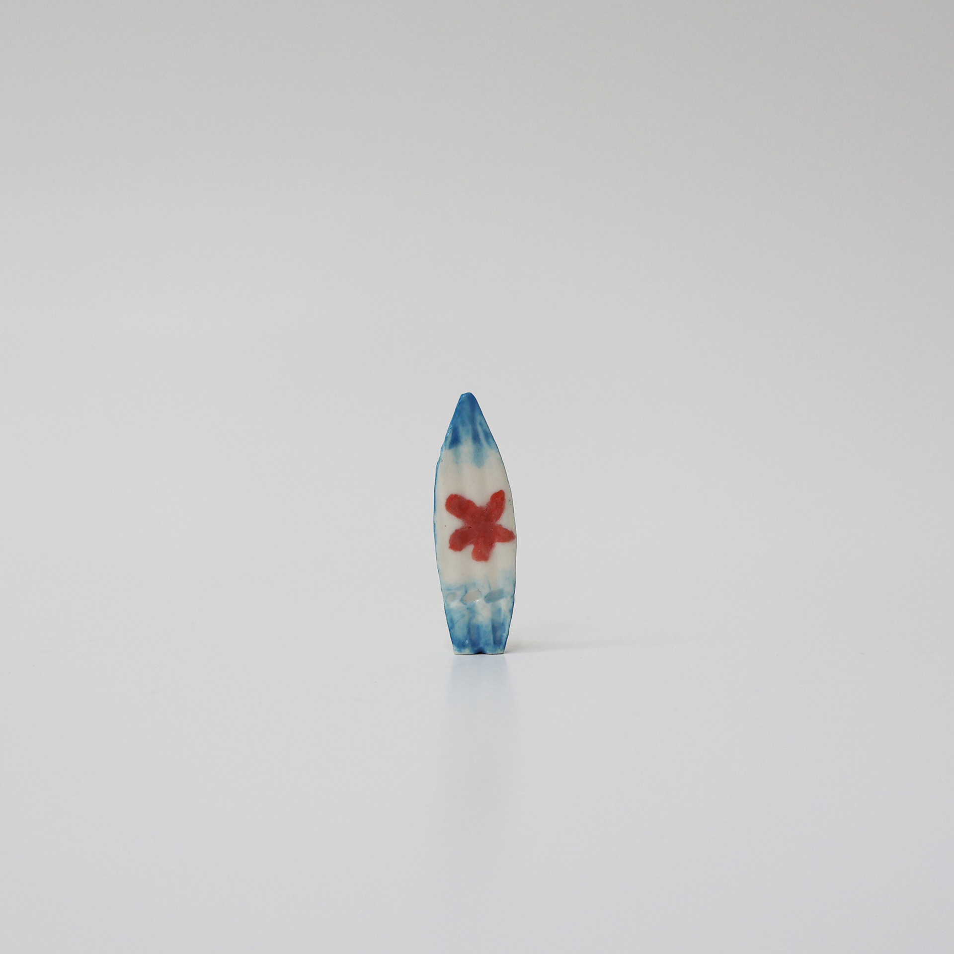 Hawaii, 2025, porcelain, 1250℃ firing, 1×0.5×4 (cm)