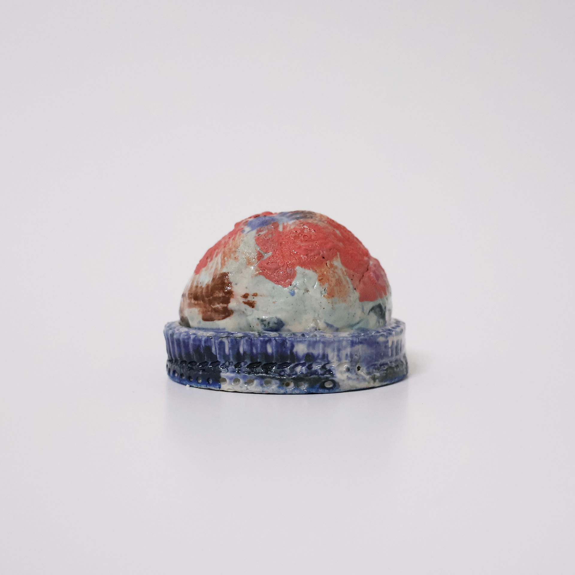 Las Vegas, 2025, porcelain, 1250℃ firing, 7×7×5 (cm)