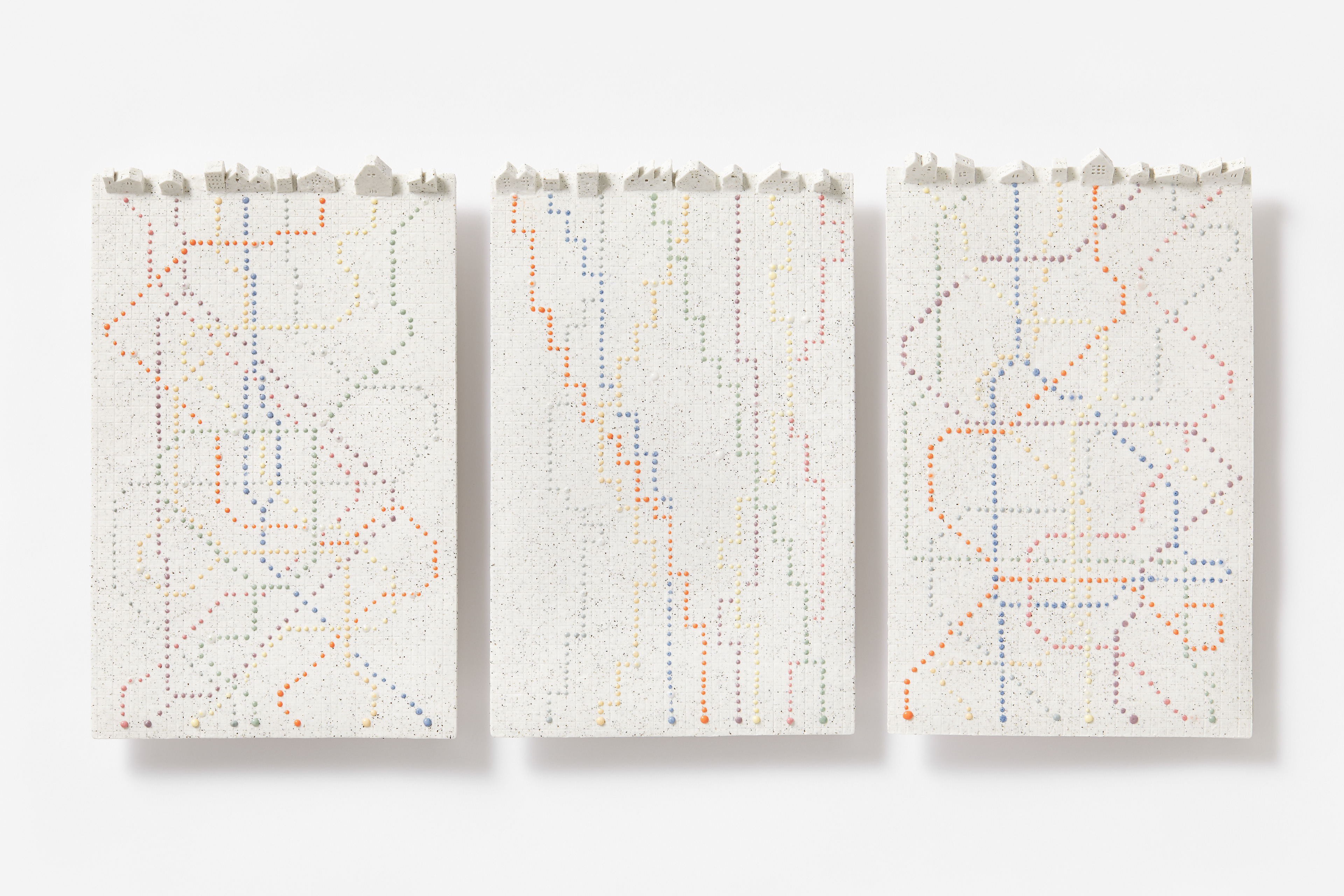 Circuit, 2019, paperclay, slip, 1250℃ firing, 29×51(cm)