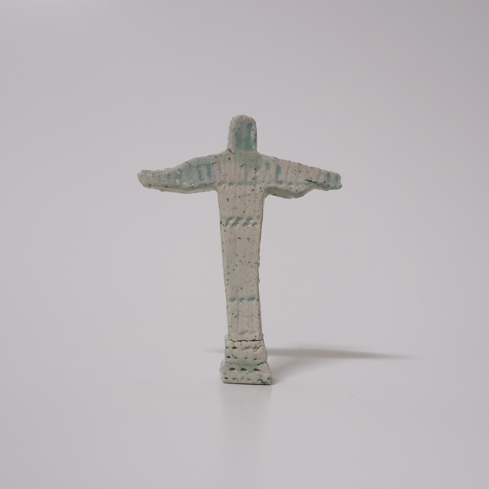 Rio de Janeiro, 2025, porcelain, 1250℃ firing, 1.5×7×9 (cm)