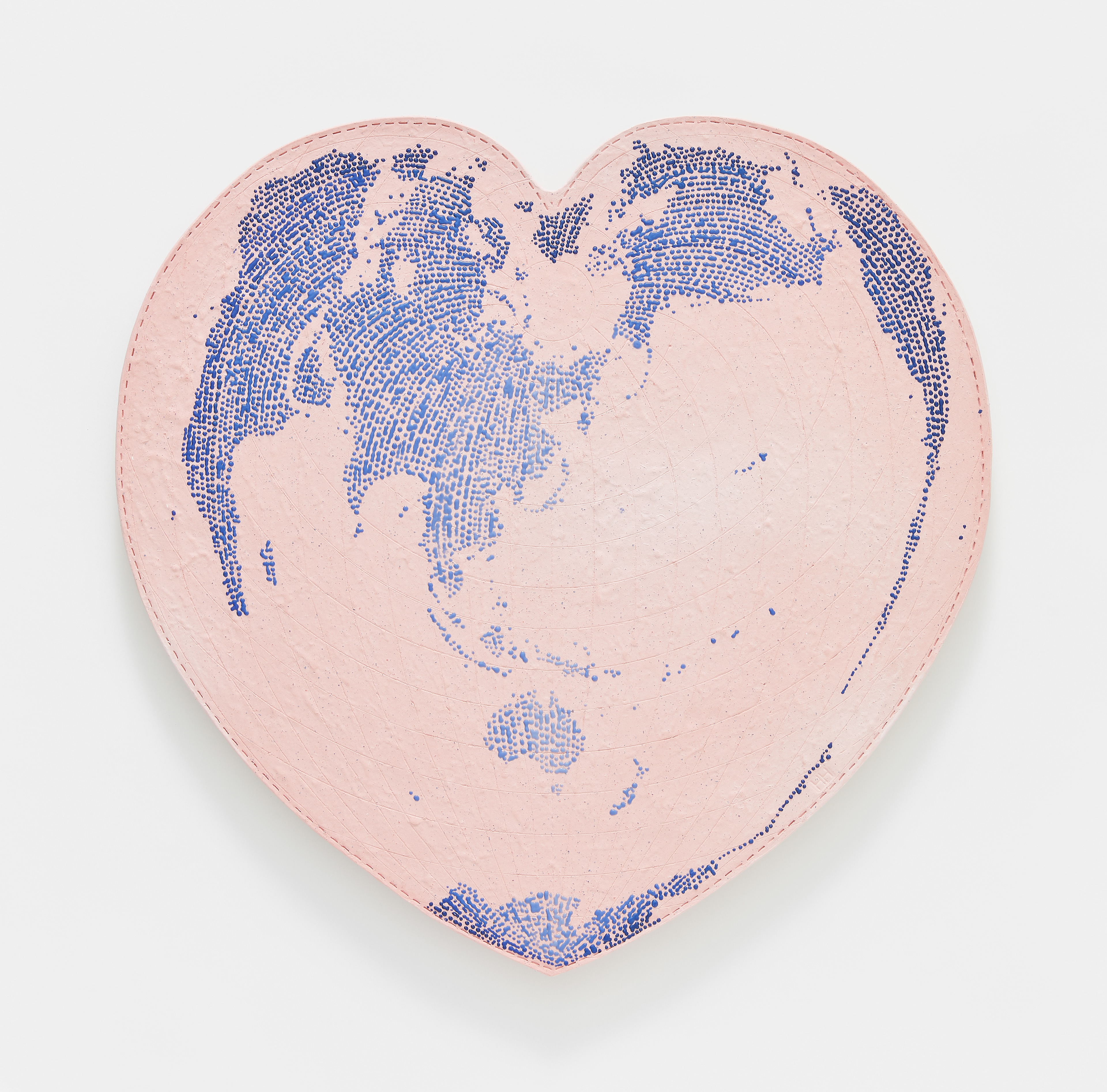 Heart 1, 2023, paperclay, slip, 1250℃ firing, 54×54 (cm)