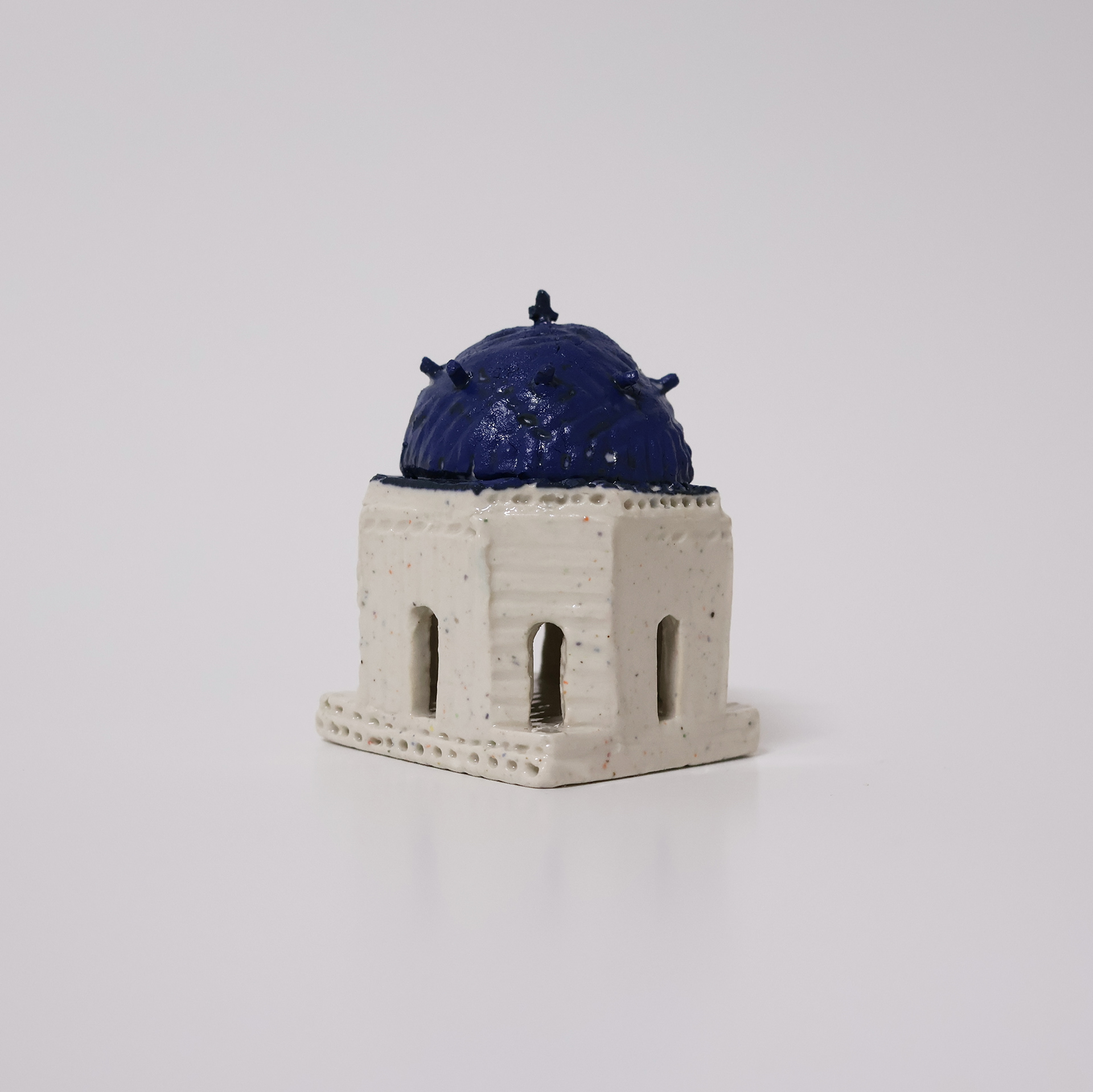 Santorini, 2025, porcelain, 1250℃ firing, 5×5×6.5 (cm)