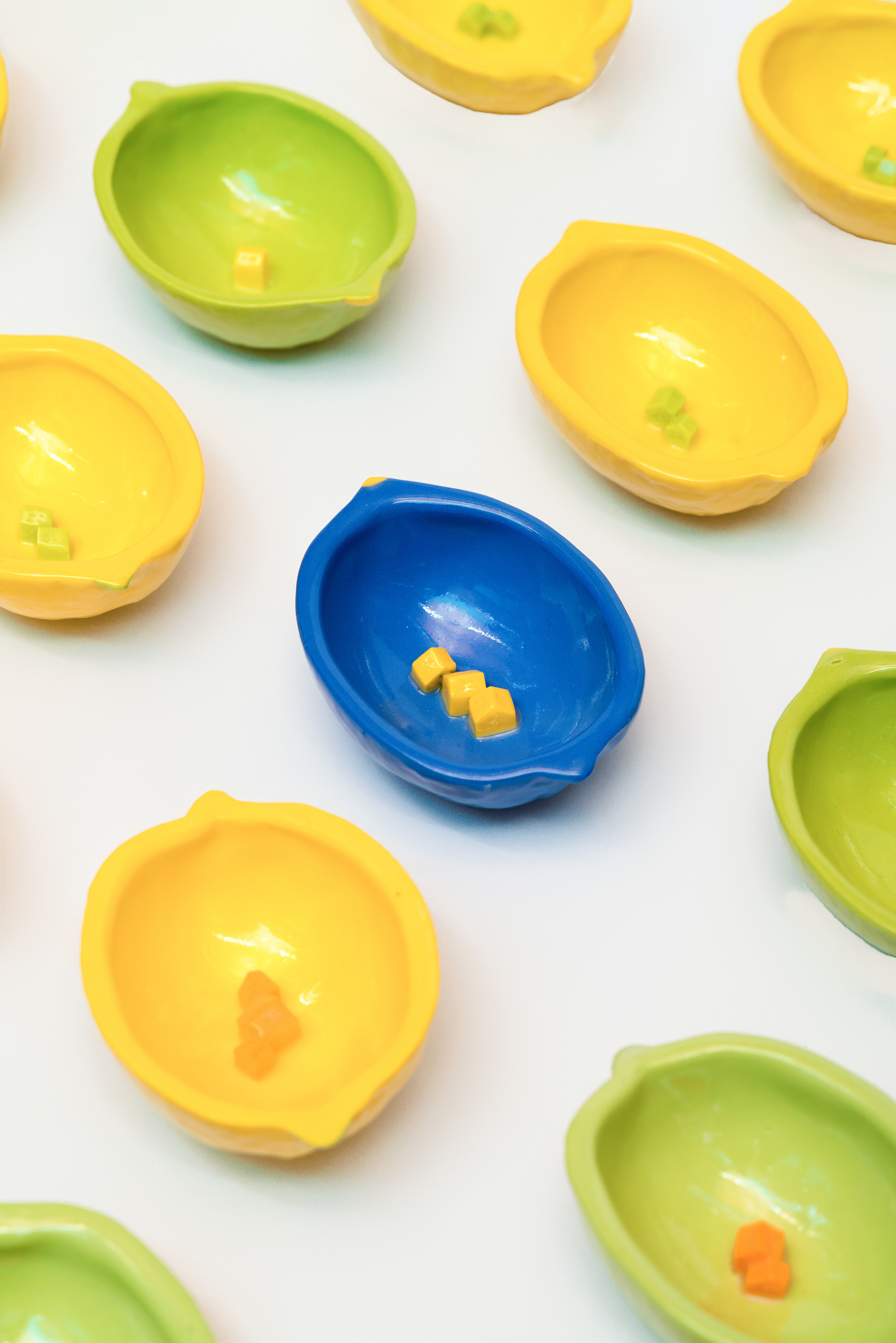 Lemon Home, 2025 Jingdezhen, porcelain, 1250°C firing, 60×40×2.5 (cm)