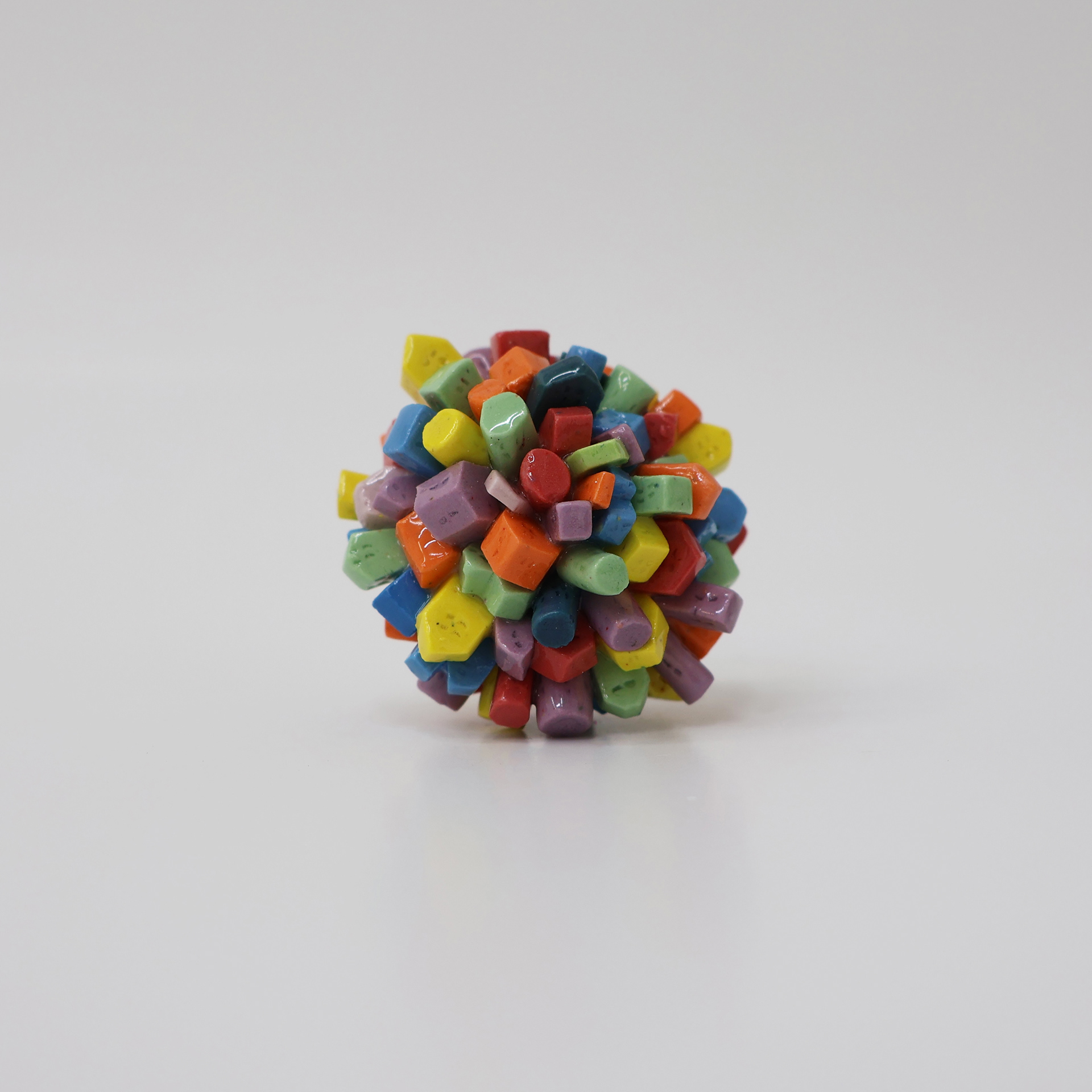 Cell, 2025, porcelain, 1250℃ firing, 3.5×4.5×5 (cm)