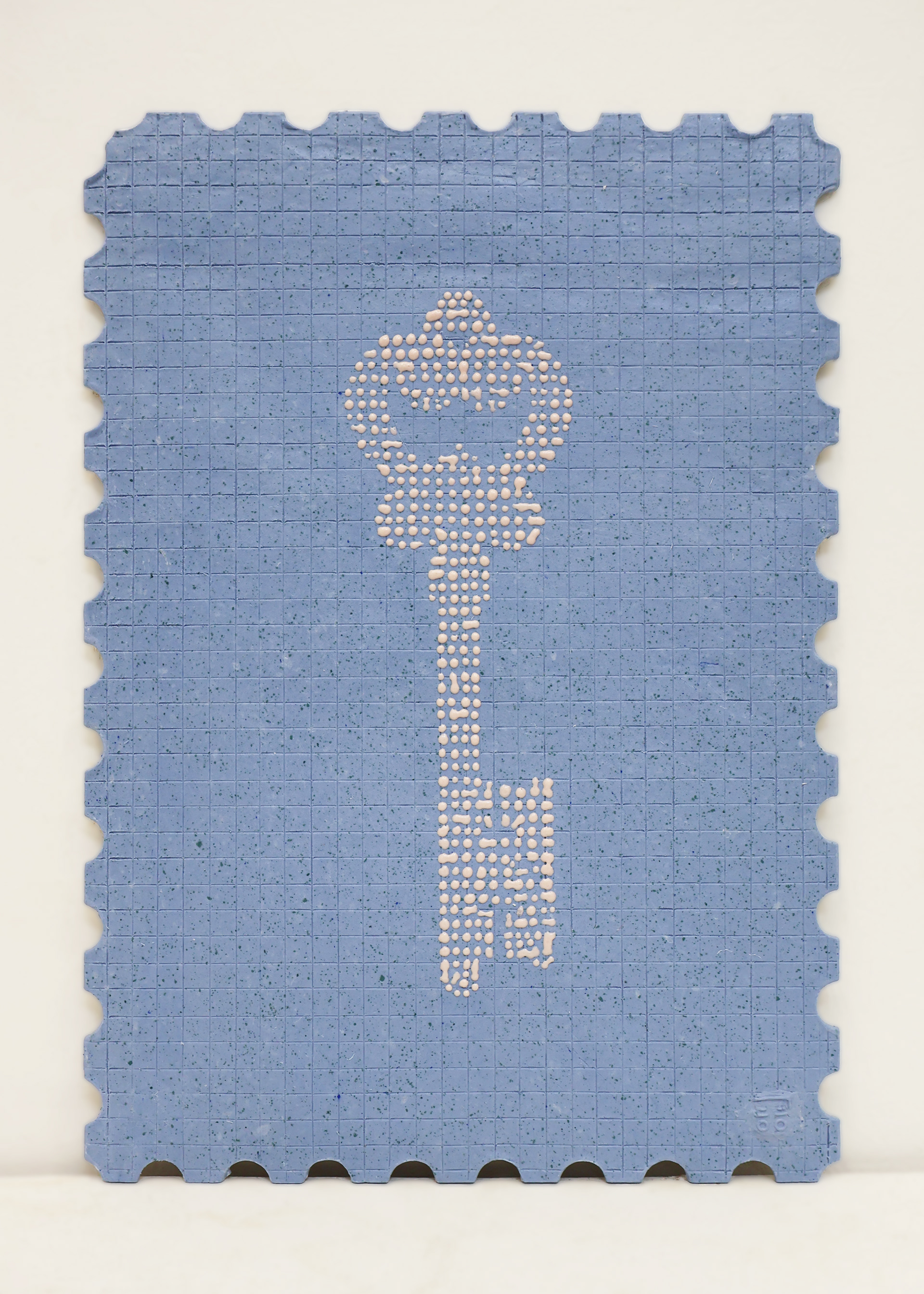 Key, 2022, paperclay, slip, 1250℃ firing, 25×35 (cm)