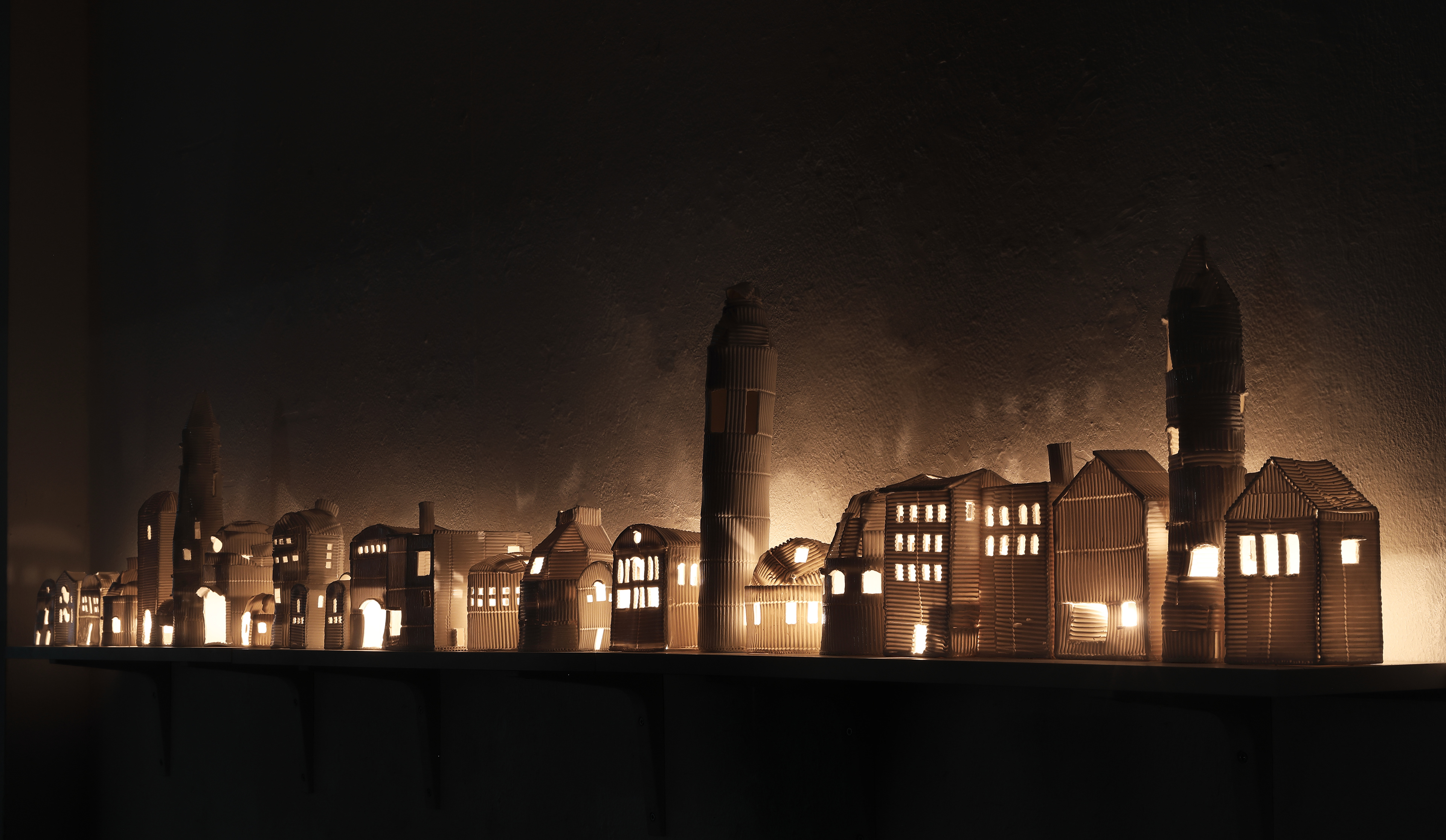 Home, 2016, paperclay, slip, 1250℃ firing, ceramic installation