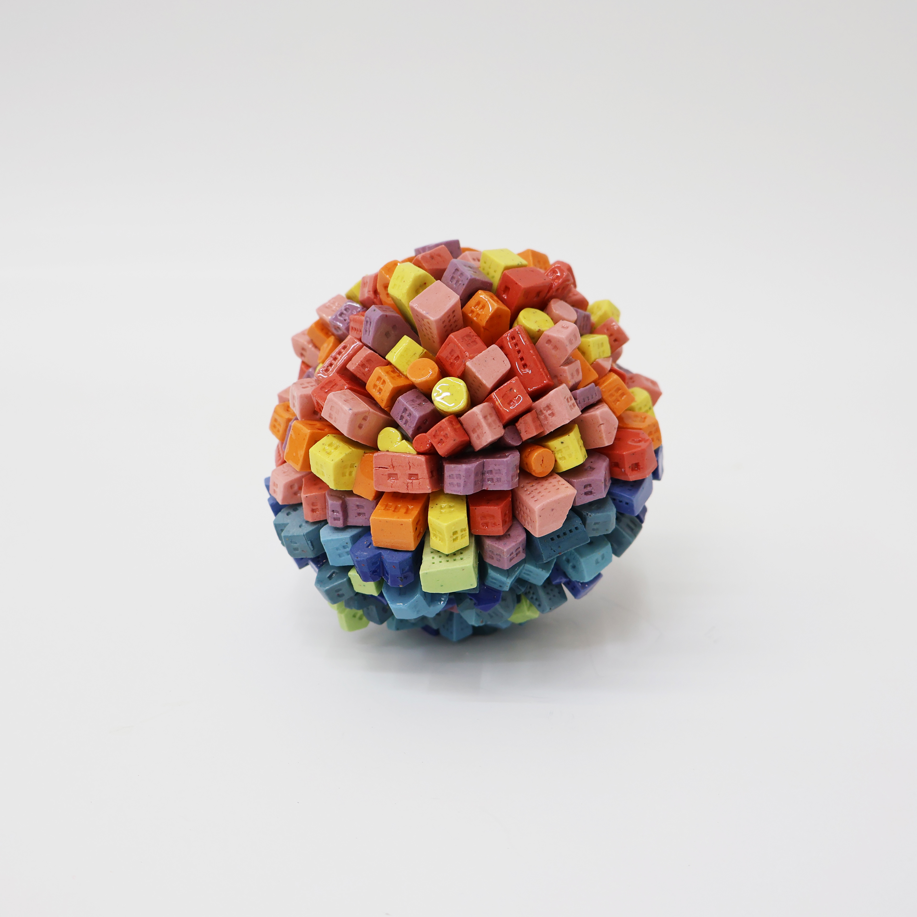 Cell, 2025, porcelain, silver, 1250℃ firing, 11×11×11 (cm)