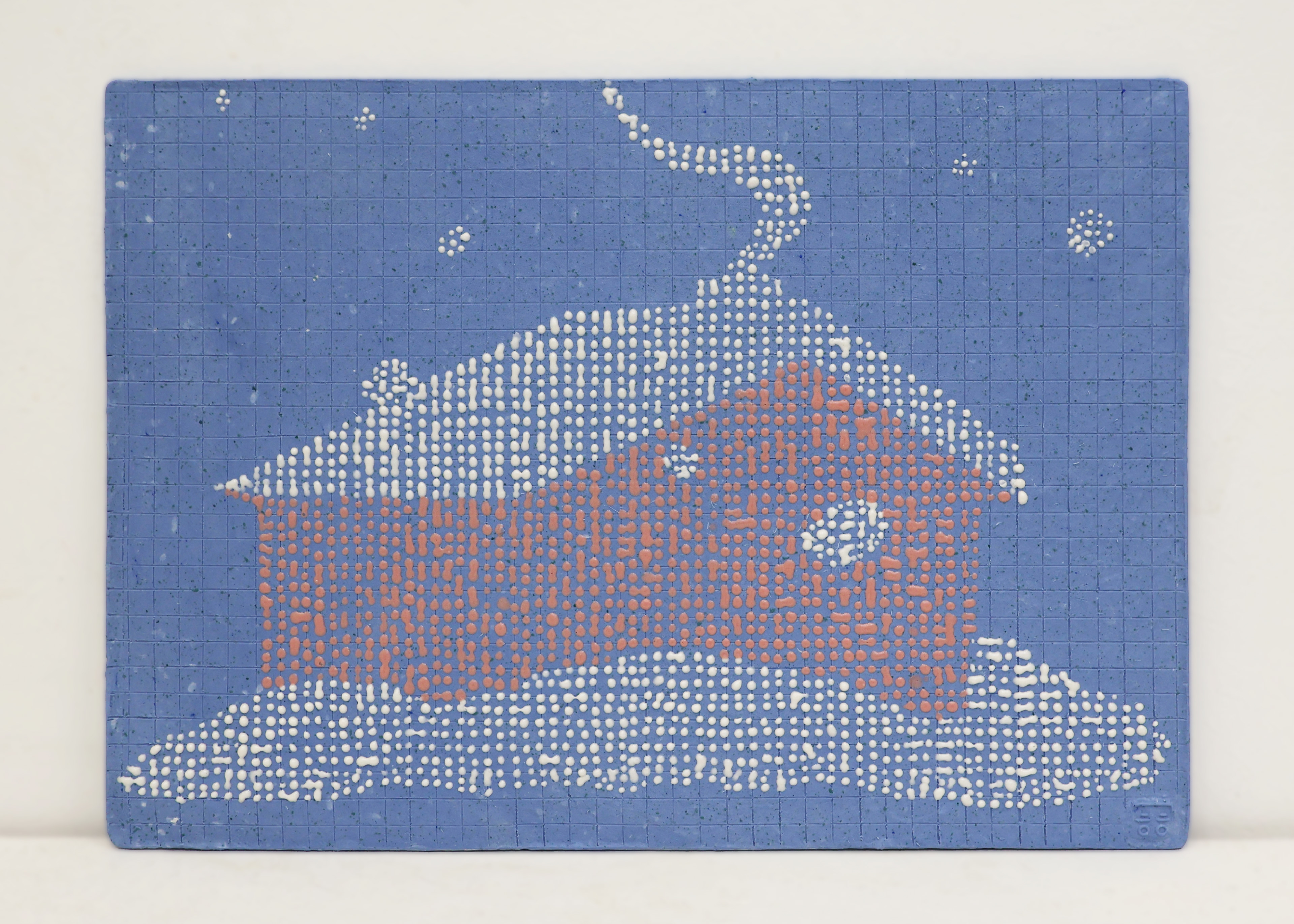 Snow House, 2022, paperclay, slip, 1250℃ firing, 25×35 (cm)