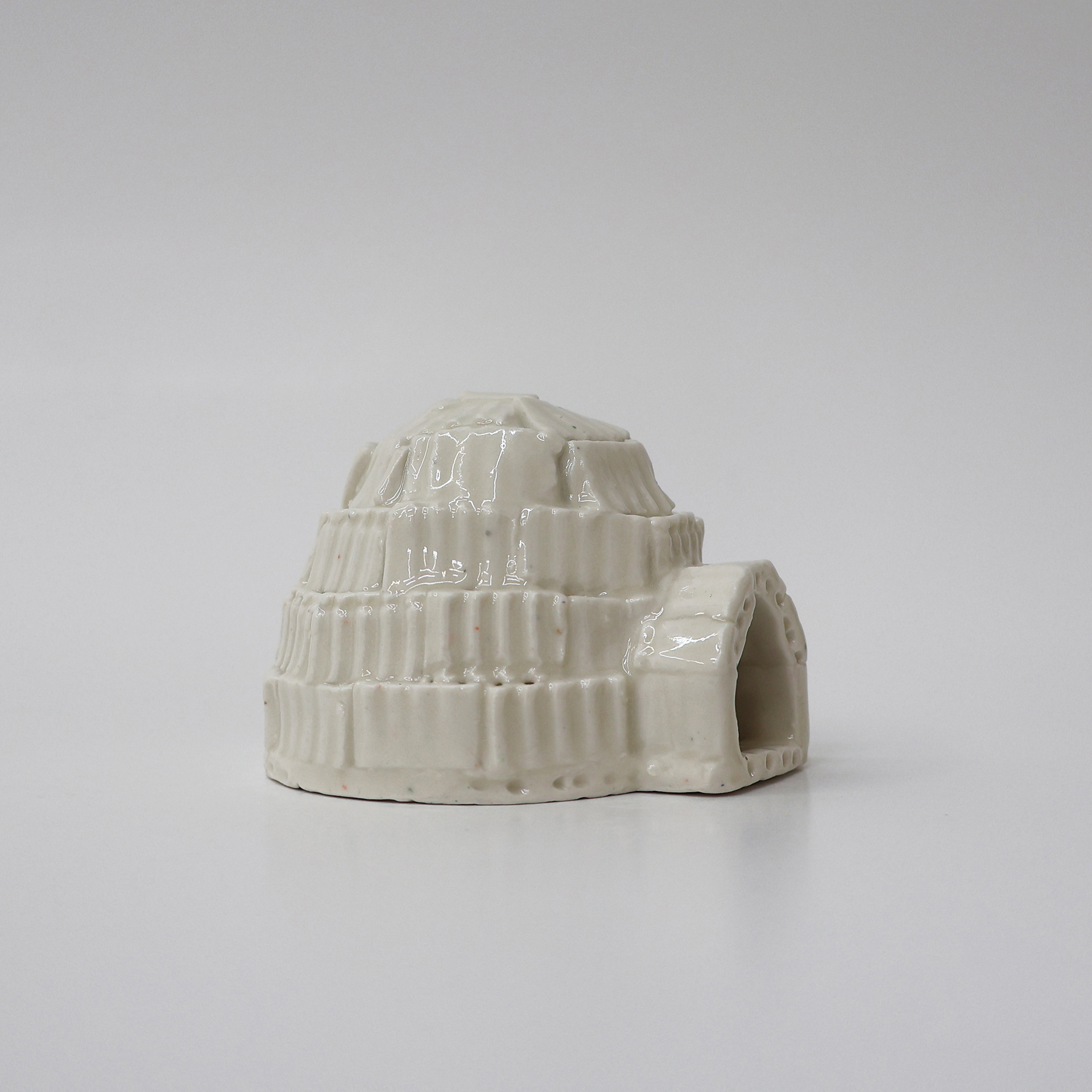 Arctic, 2025, porcelain, 1250℃ firing, 7.5×6.5×5.5 (cm)
