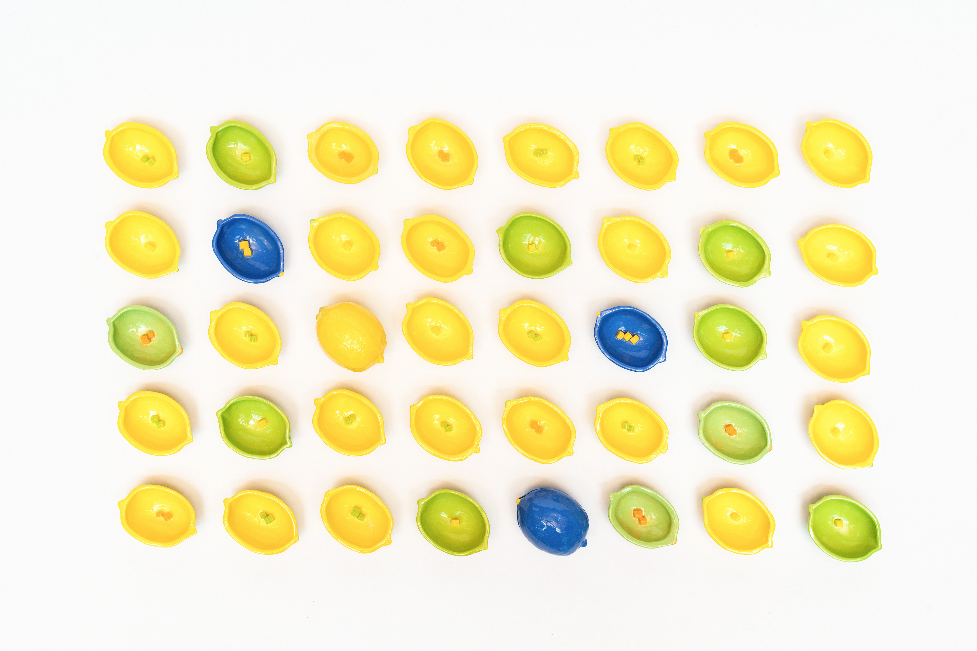 Lemon Home, 2025 Jingdezhen, porcelain, 1250°C firing, 60×40×2.5 (cm)