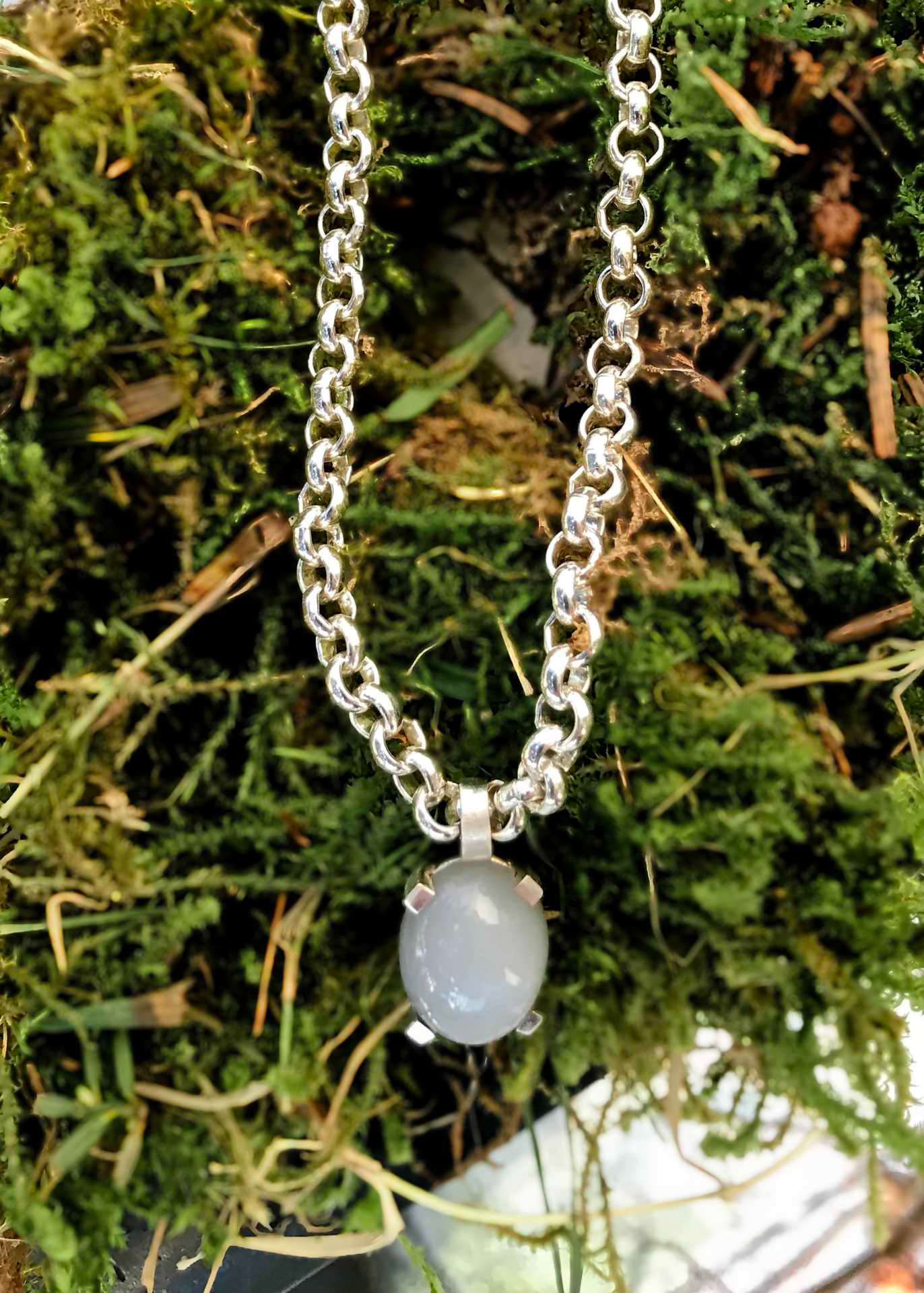 Mondstein an Silberkette Sterlingsilber