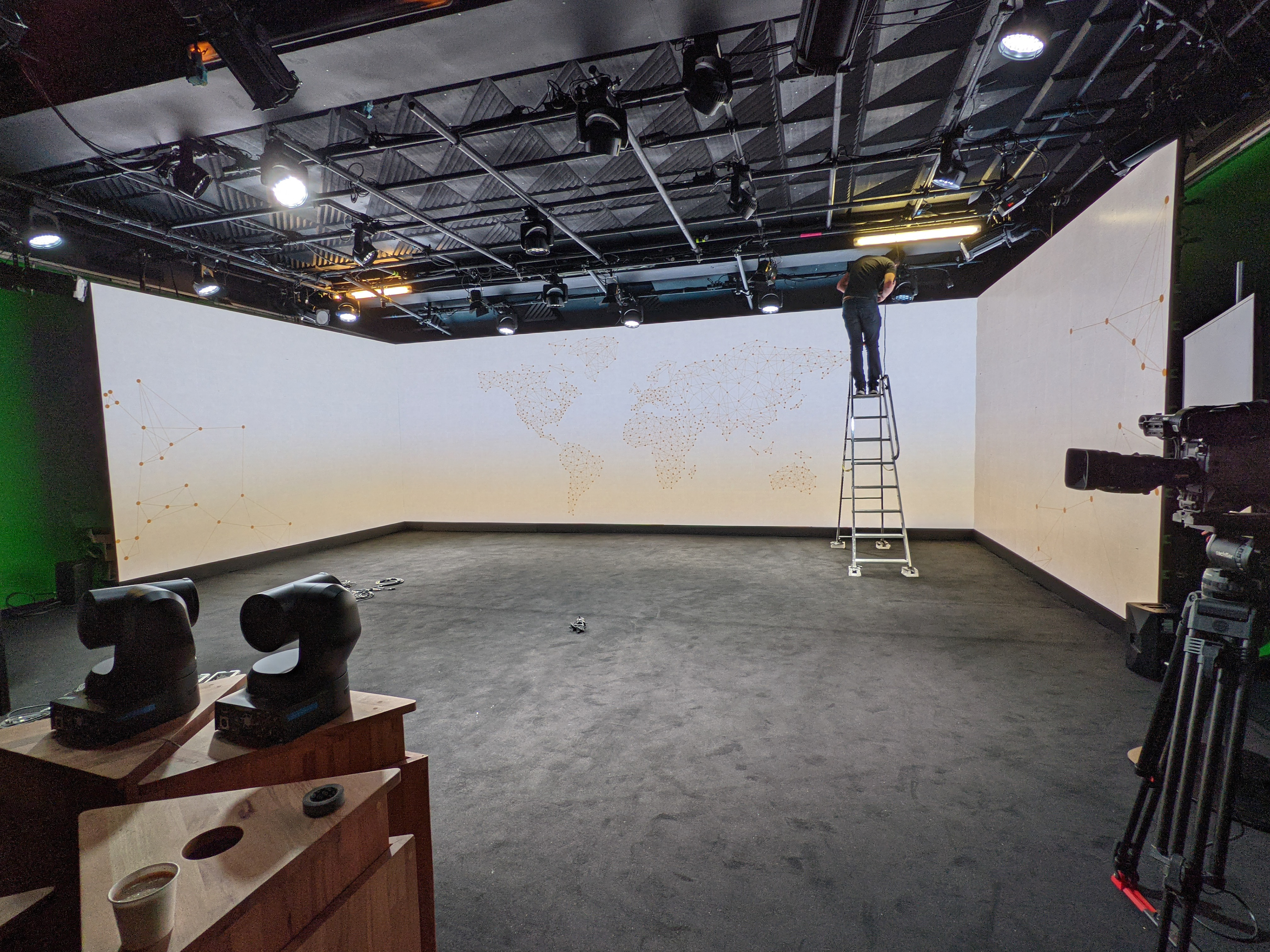 Mika L'Oréal Ops Keynote