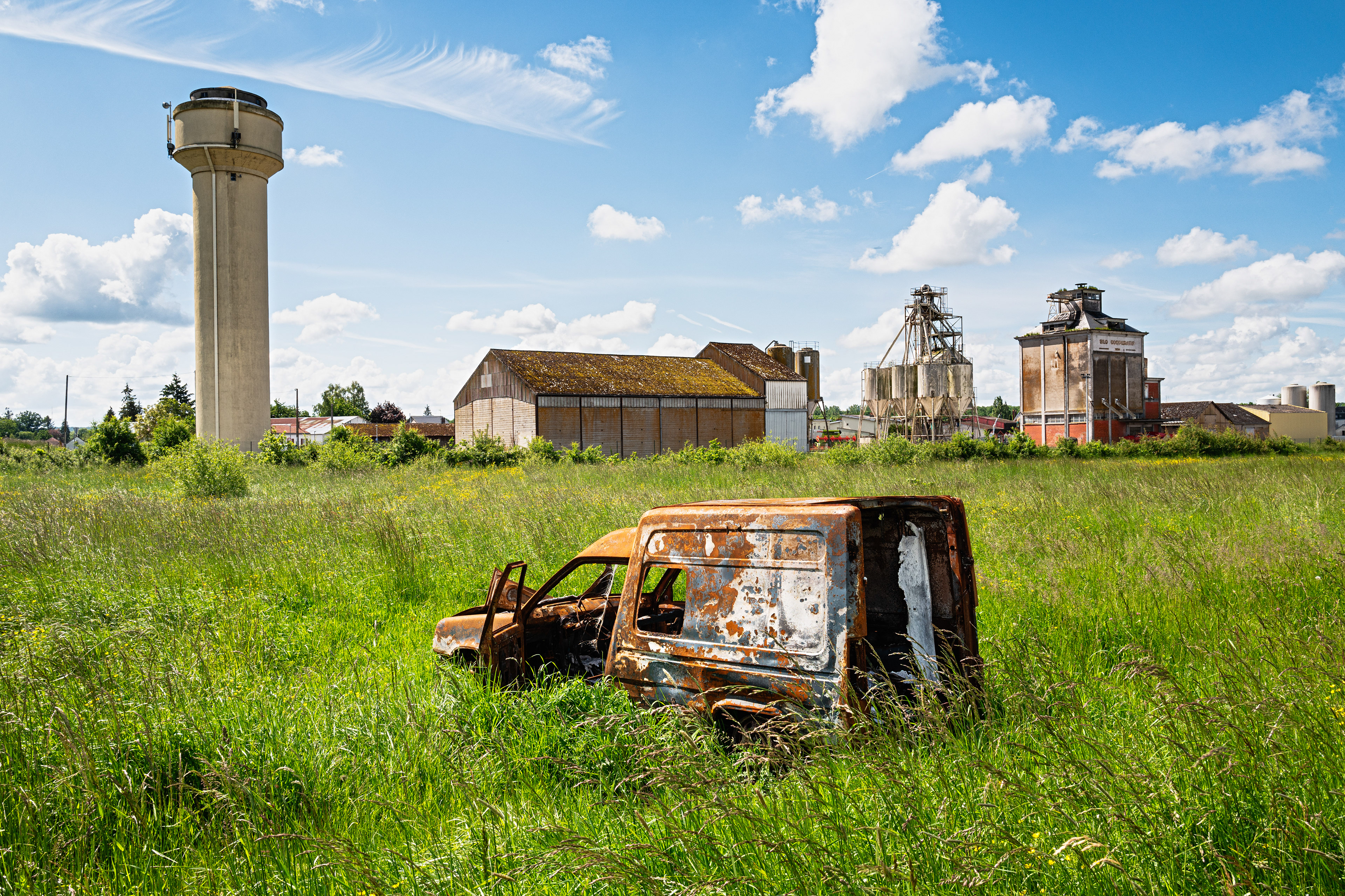 Aucun express. Droué, Loir-et-Cher, mai 2019.