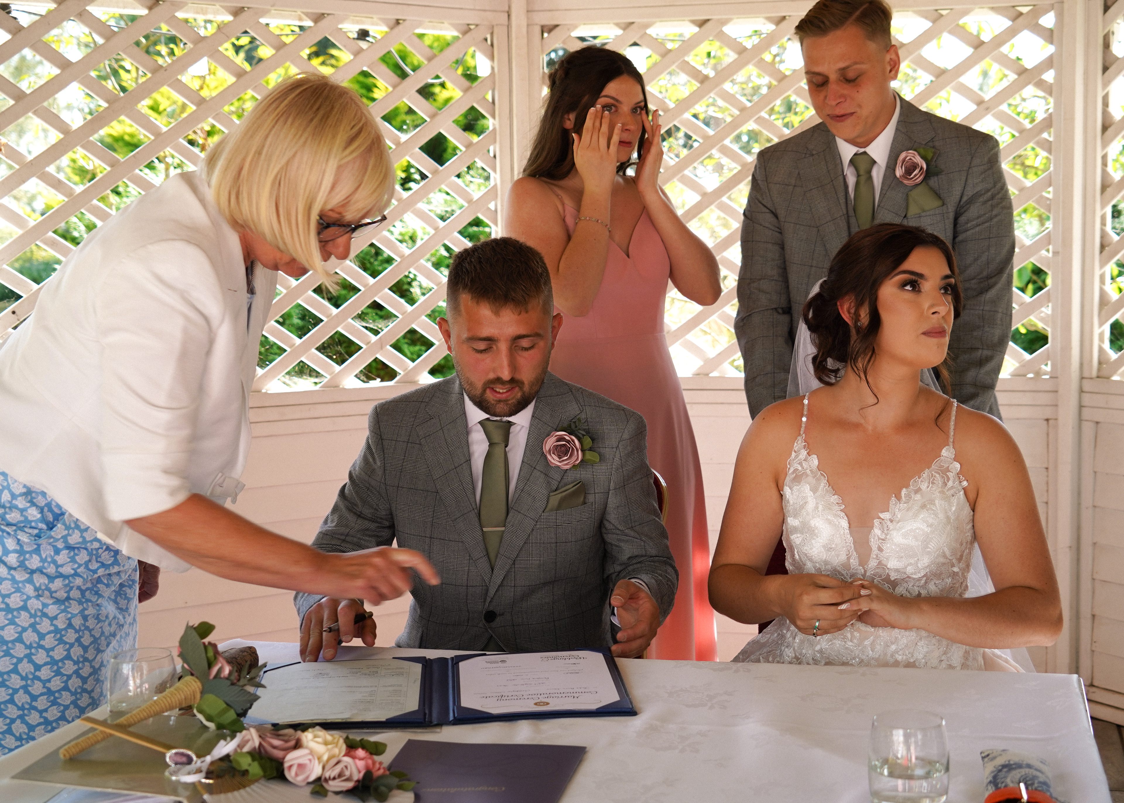 Mr & Mrs Groom
