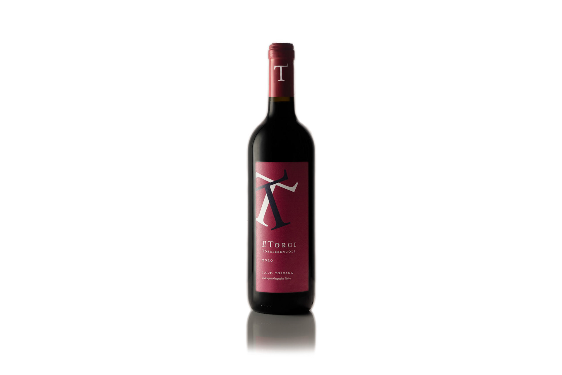 Still life di bottiglia di vino con sfondo neutro, perfetto per cataloghi e shop online.