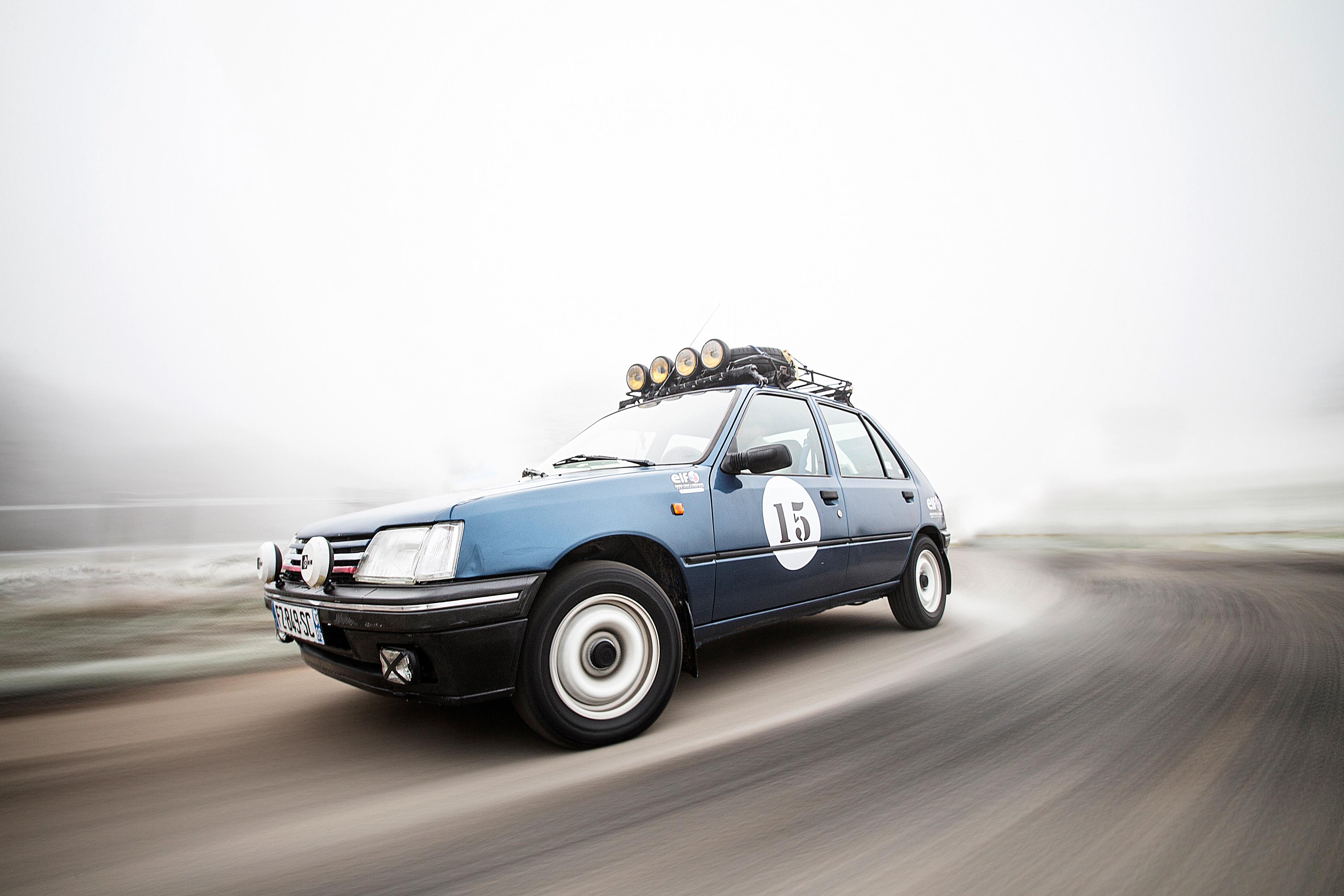 Peugeot 205 préparée Europ Raid