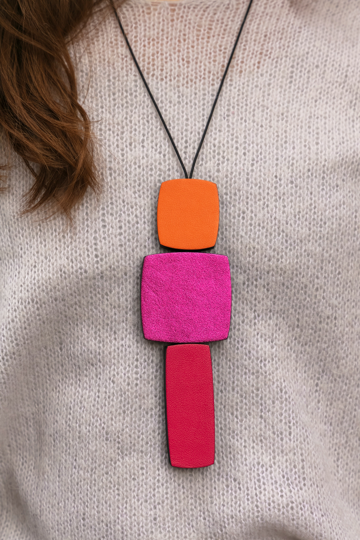 Collier "Barok 03 All" en cuir - 145€
