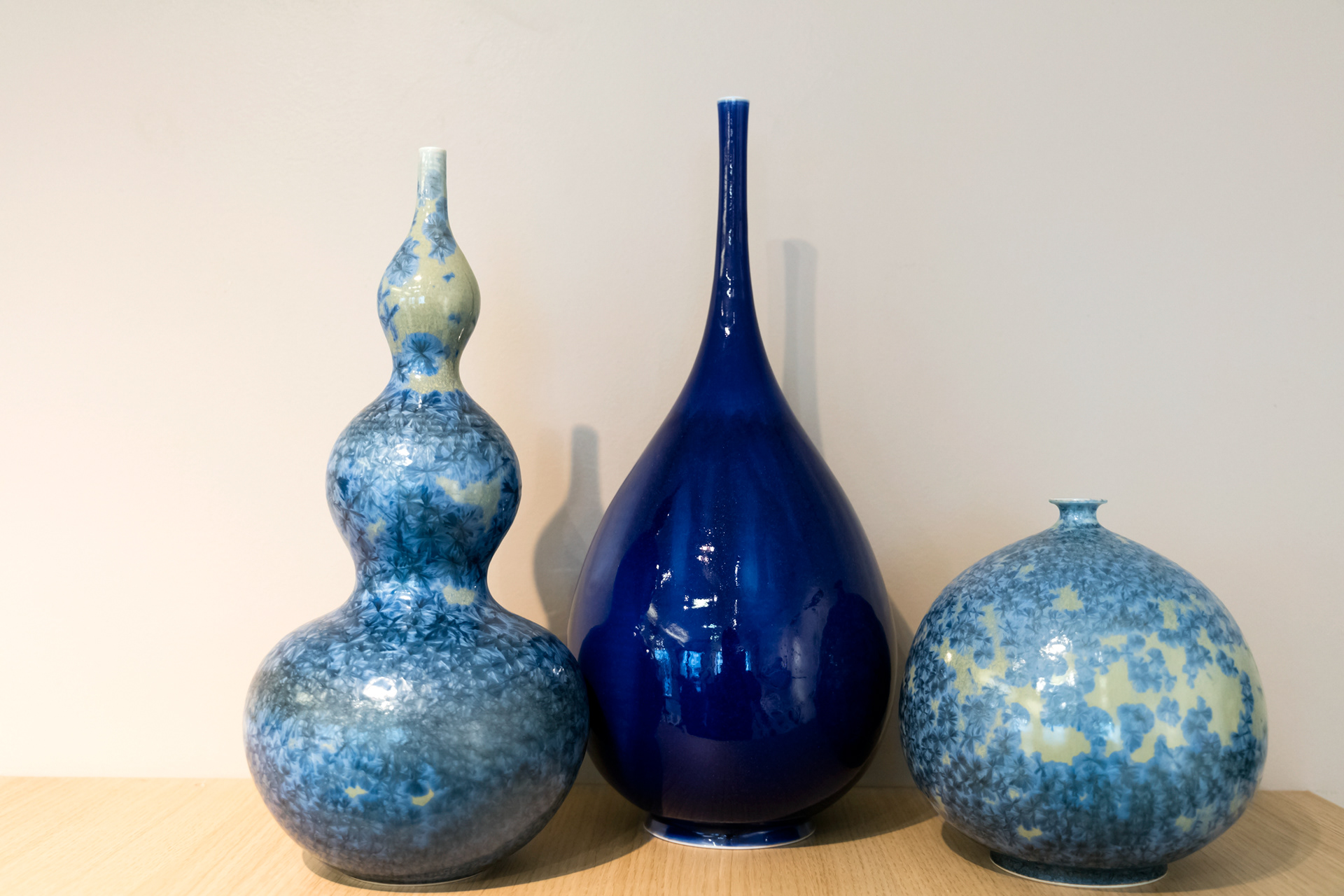 Soliflores en porcelaine cristallisée - 840€ - 900€ - 160€