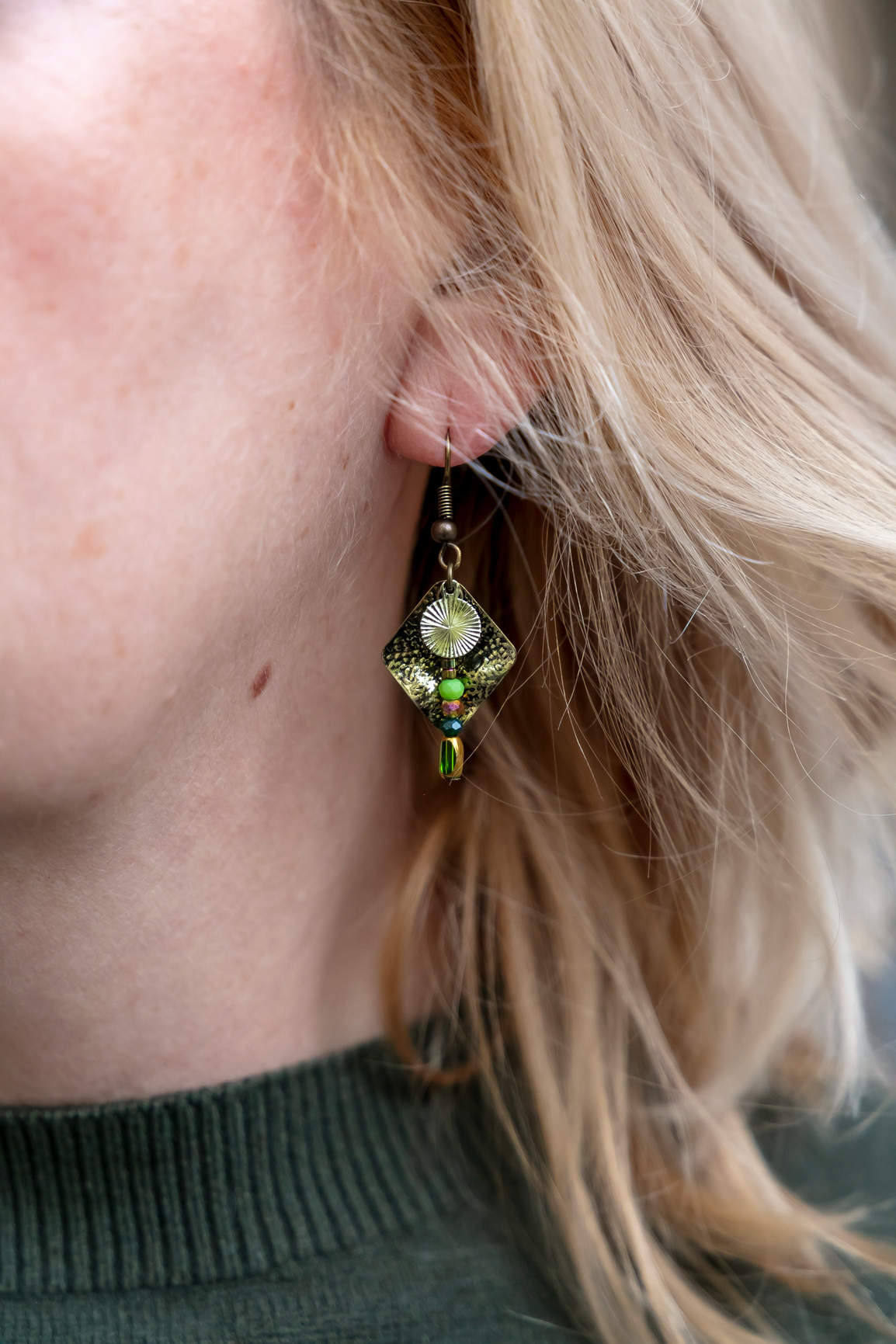 BO Millie en perle de verre et laiton - 37€