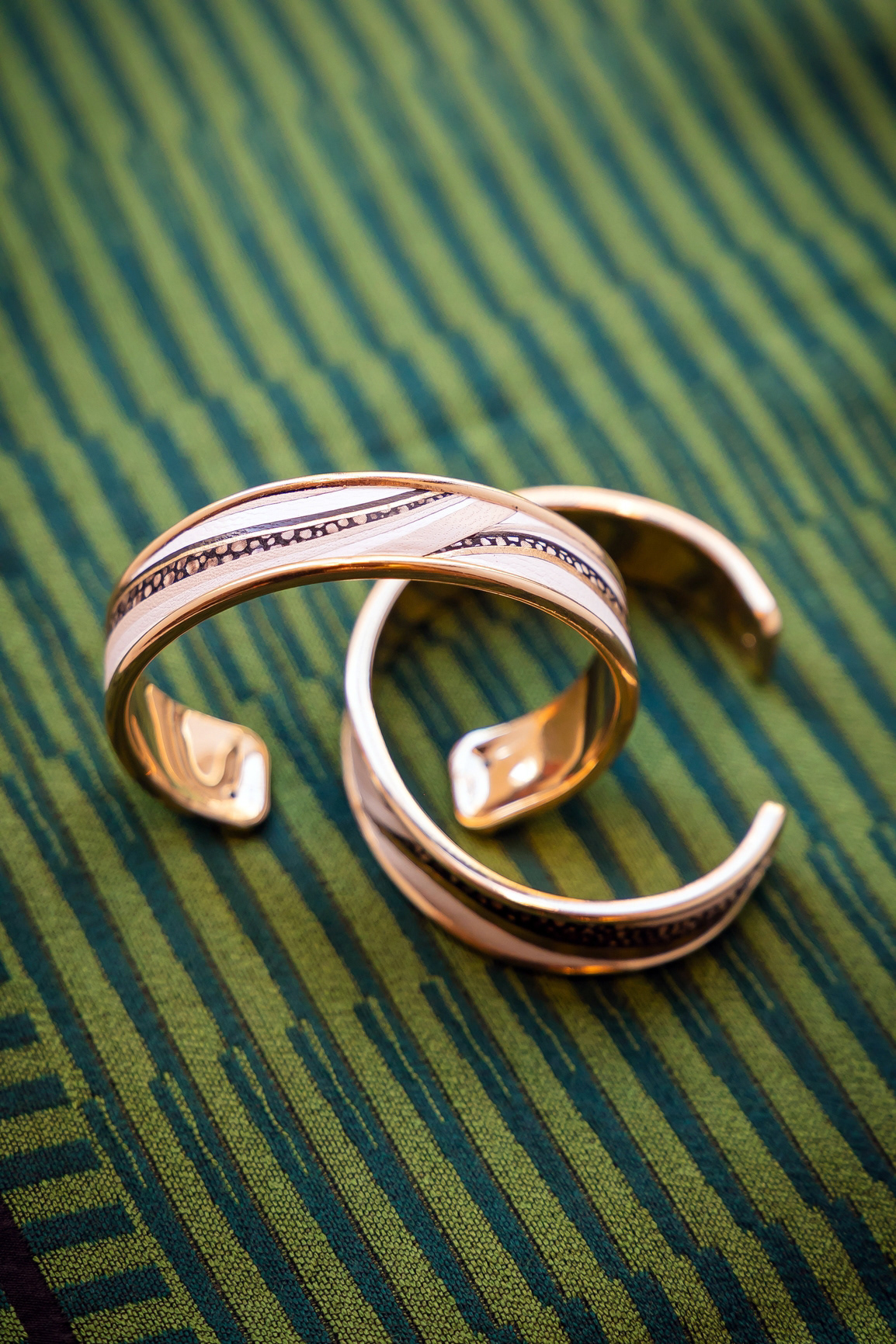 braclet en marqueterie de cuir - 60€